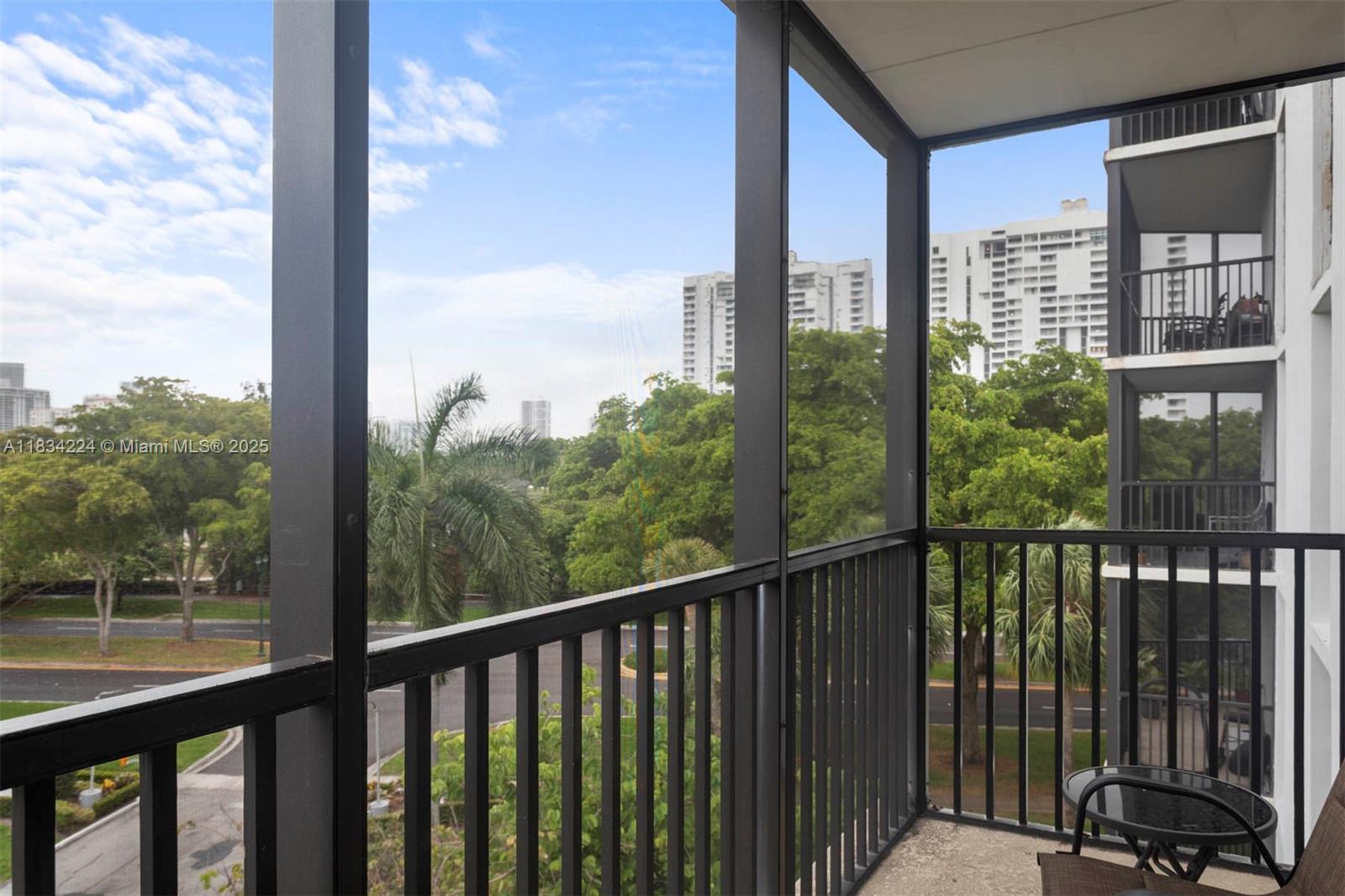 3401 N Country Club Dr #519, Aventura, Florida image 19