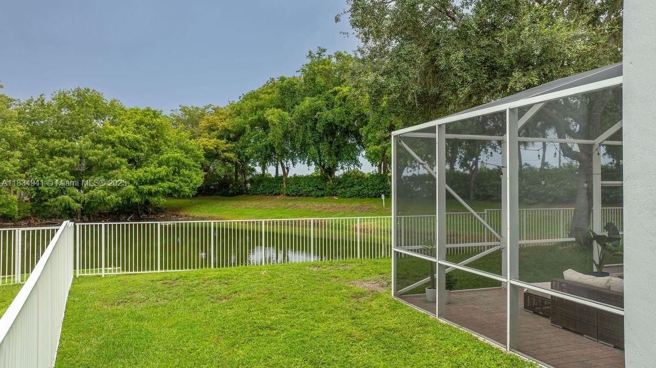 7755 NW 23rd St, Pembroke Pines, Florida image 38