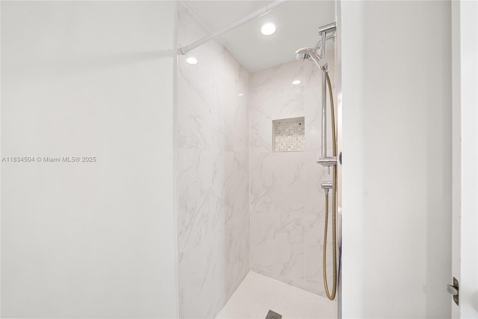 20218 NE 34th Ct #52, Aventura, Florida image 39