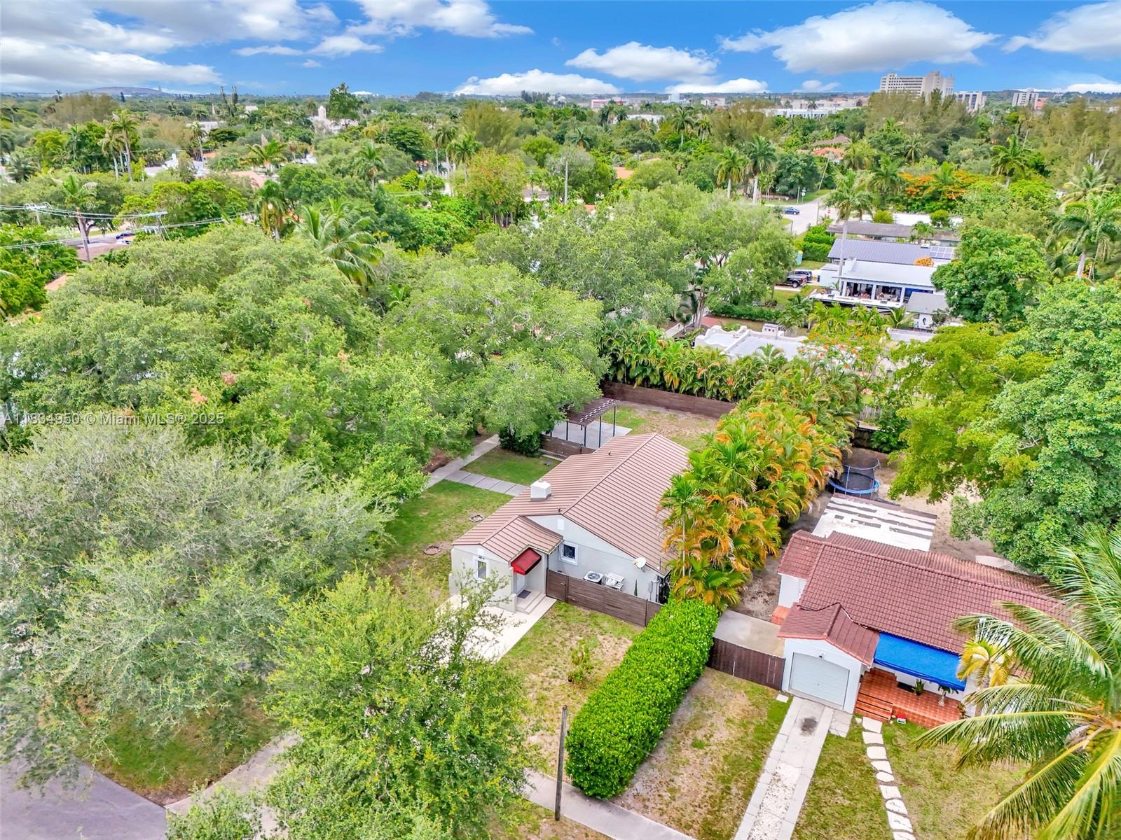 295 De Leon Dr, Miami Springs, Florida image 12