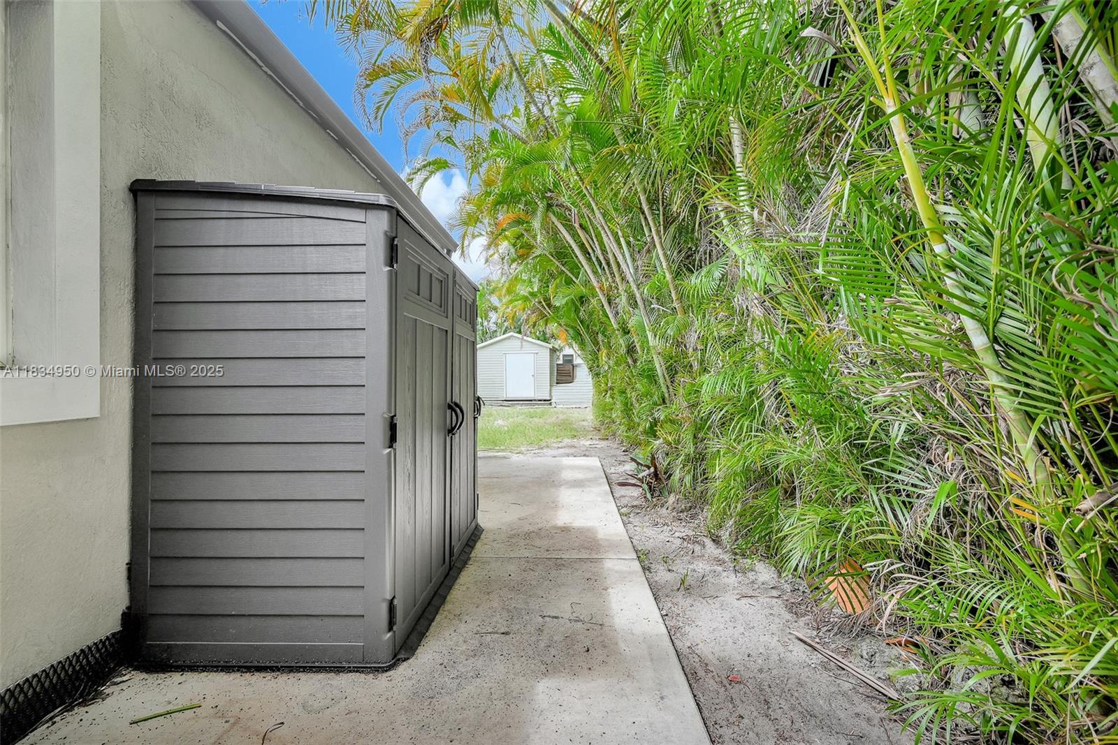 295 De Leon Dr, Miami Springs, Florida image 15