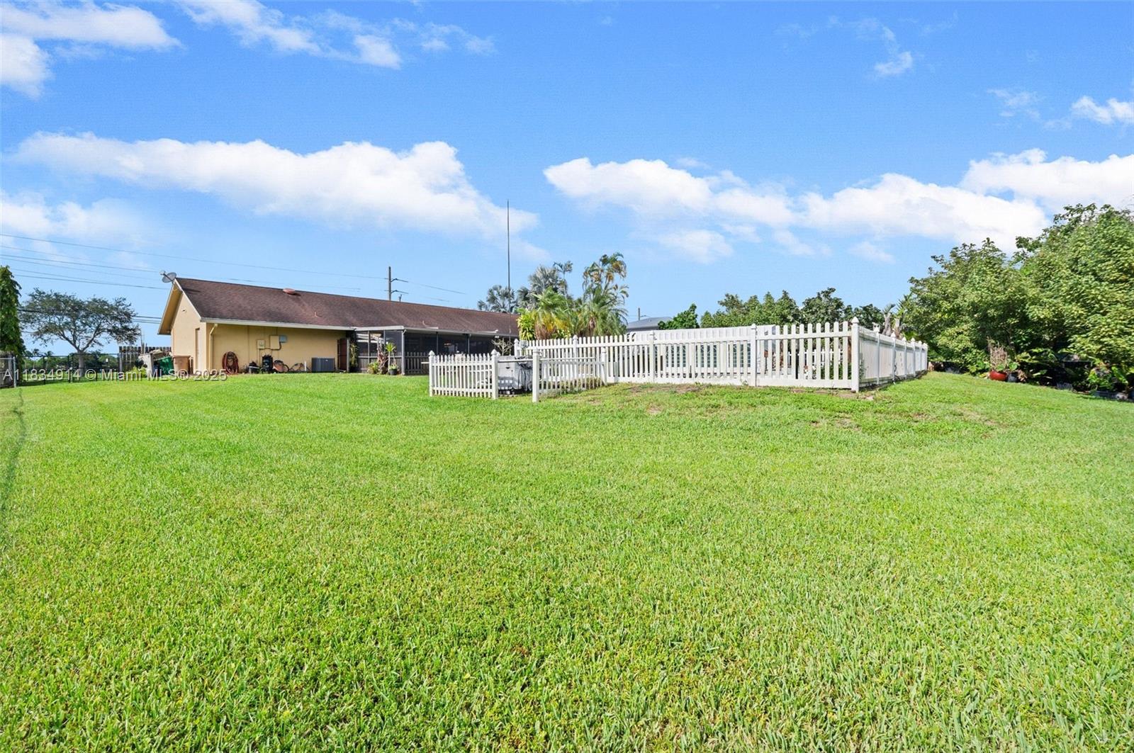 14040 SW 14th St, Davie, Florida image 27