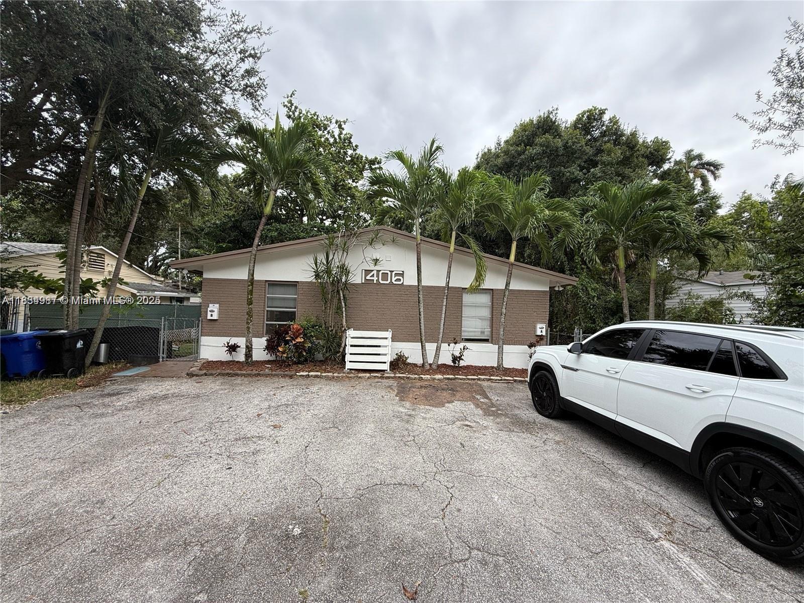 Property photo # 0