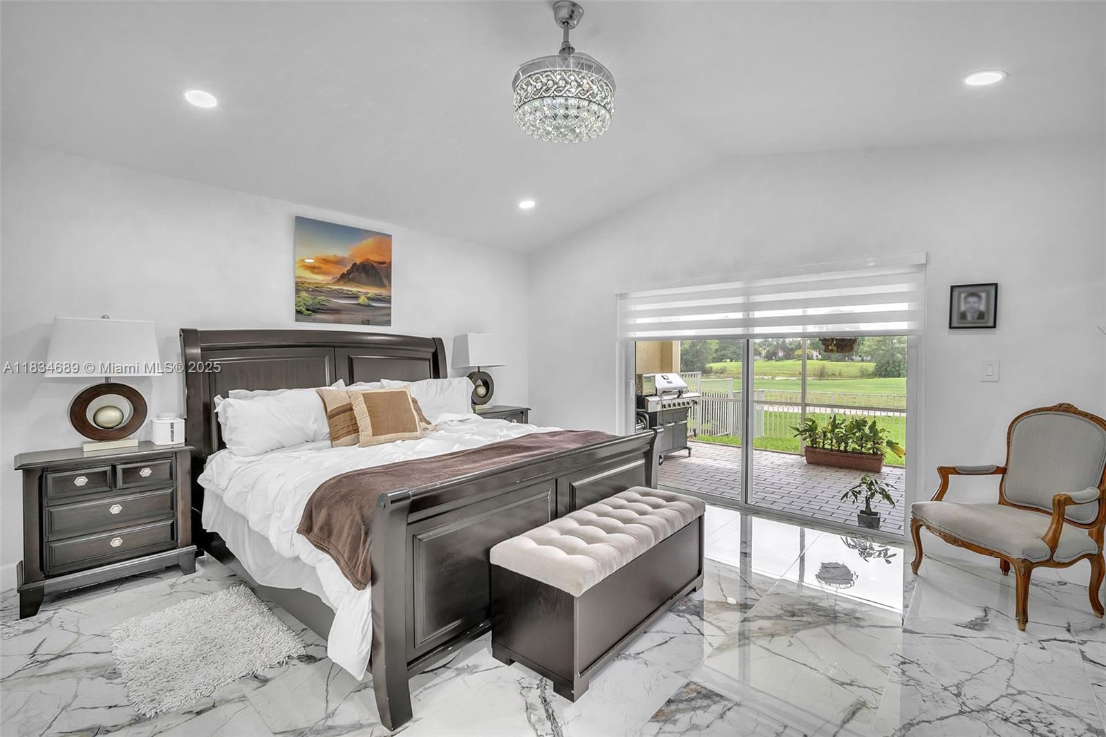1211 E Wilshire Cir, Pembroke Pines, Florida image 12