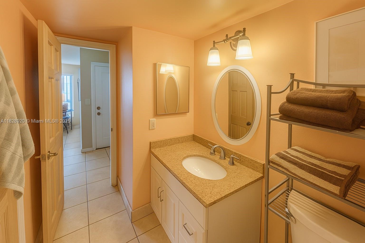 7523 W Sunrise Blvd #B2, Plantation, Florida image 7