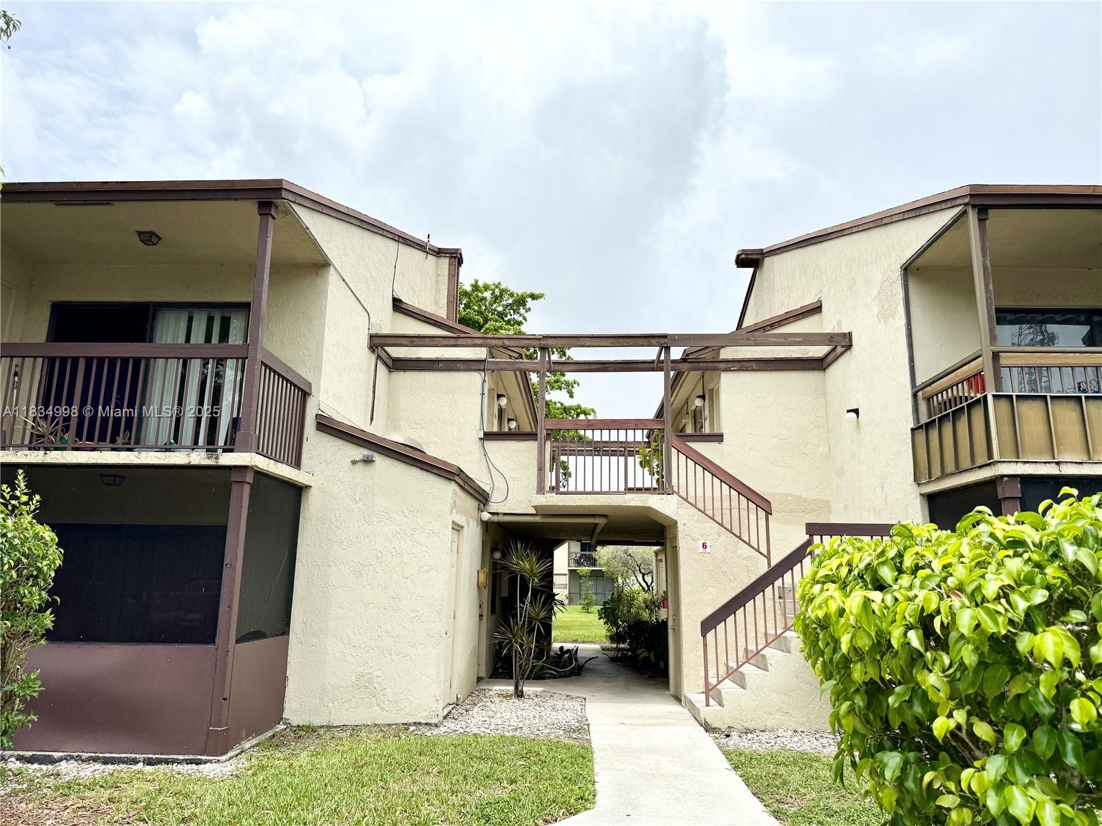 435 210th St Unit 205, Miami Gardens, Florida 33169