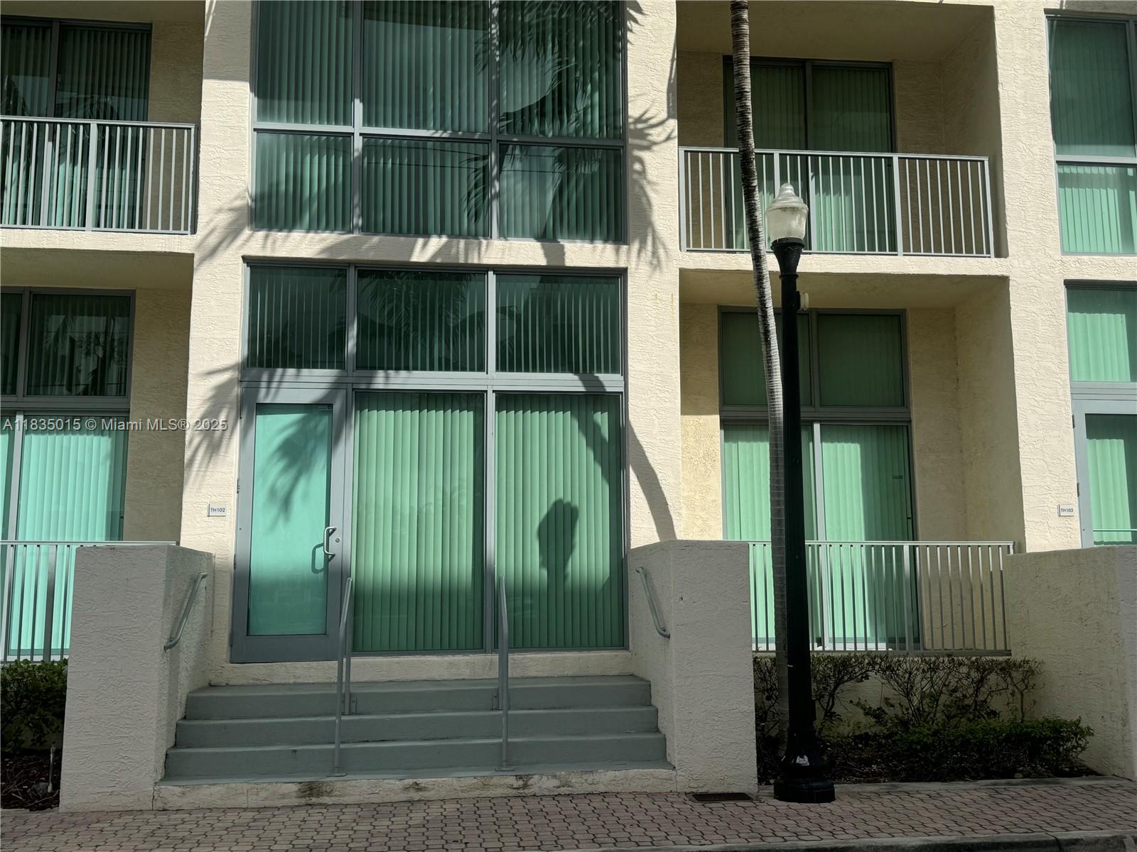 Property photo # 0
