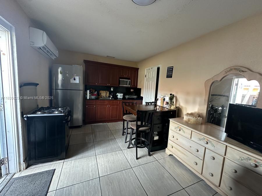 15010 SW 43rd Ter, Miami, Florida image 10
