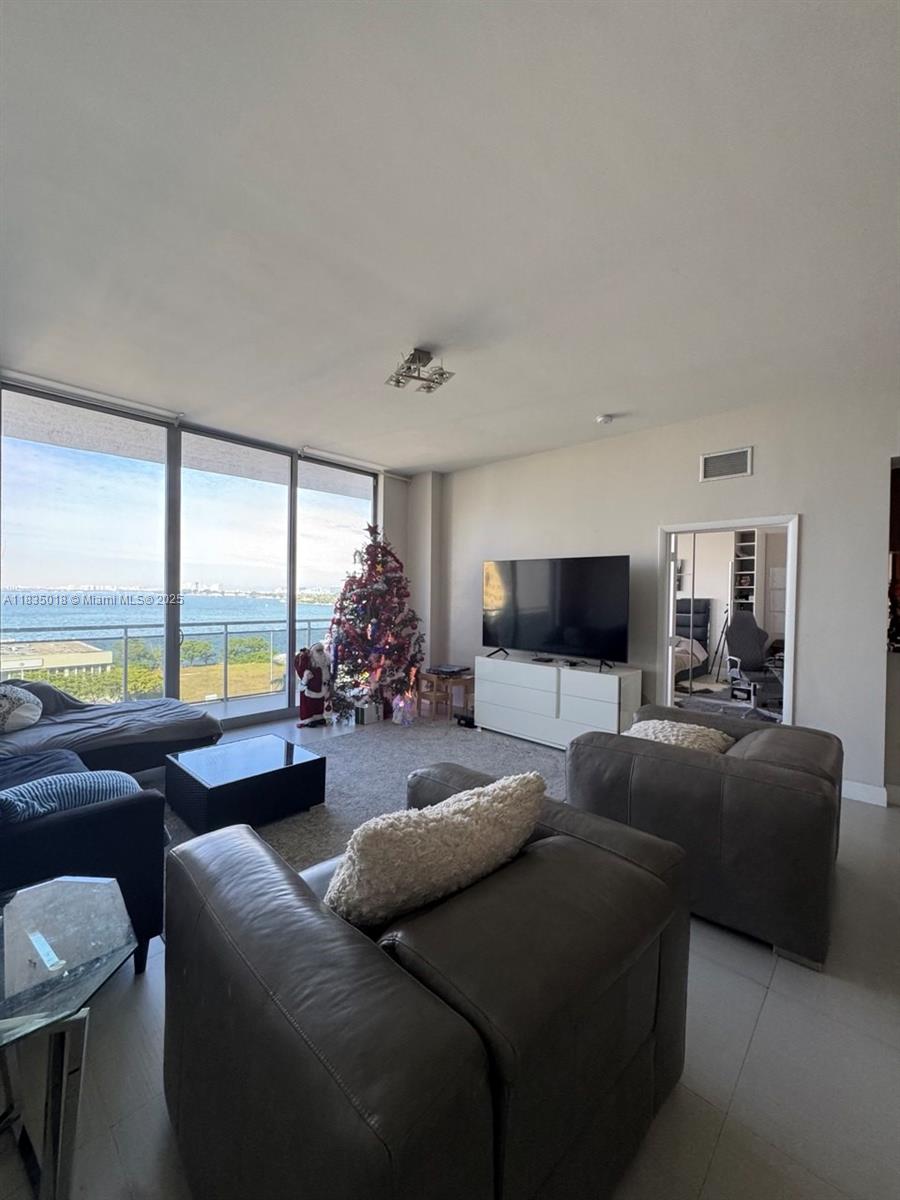 7901 Hispanola Ave #701, North Bay Village, Florida image 23