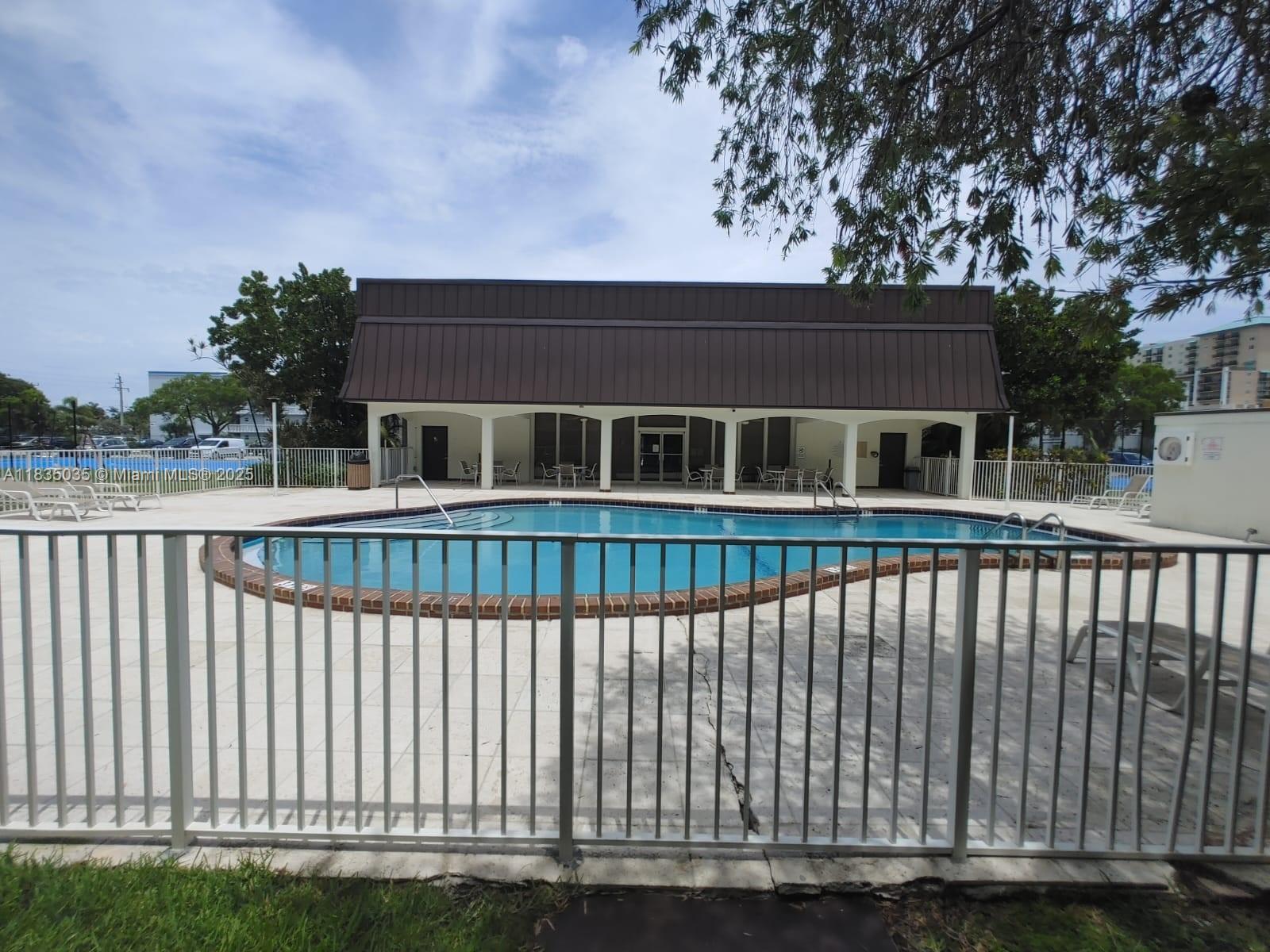 Property photo # 0