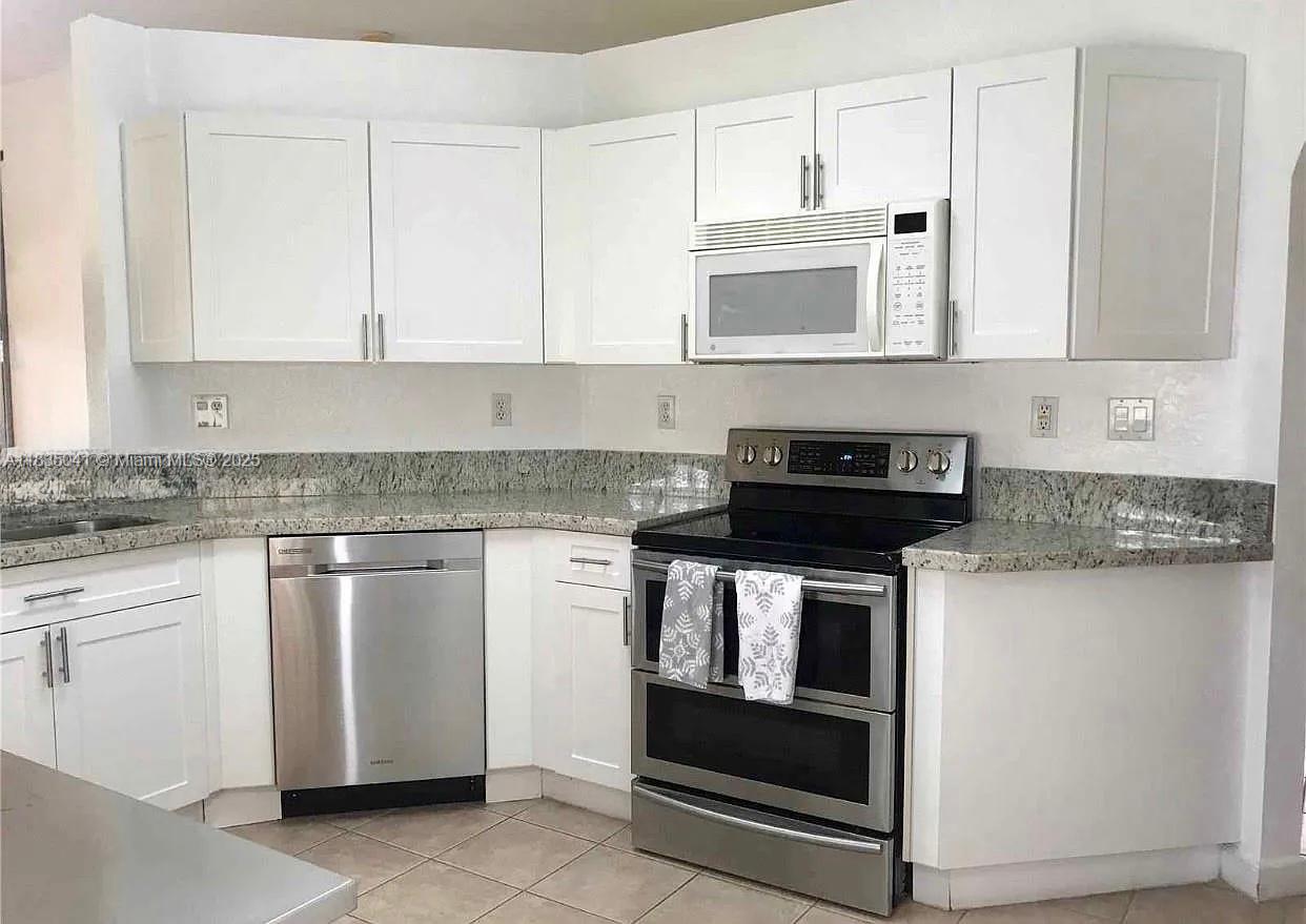 12010 SW 135th Ter, Miami, Florida image 3