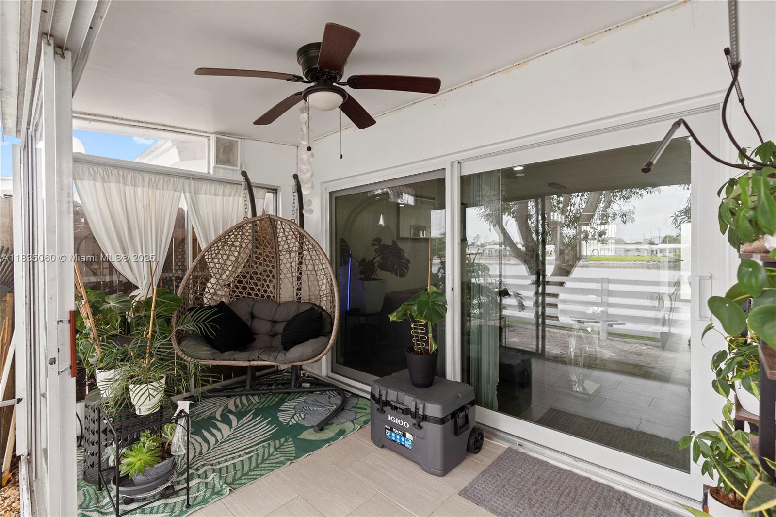 2418 NW 52nd St, Tamarac, Florida image 16