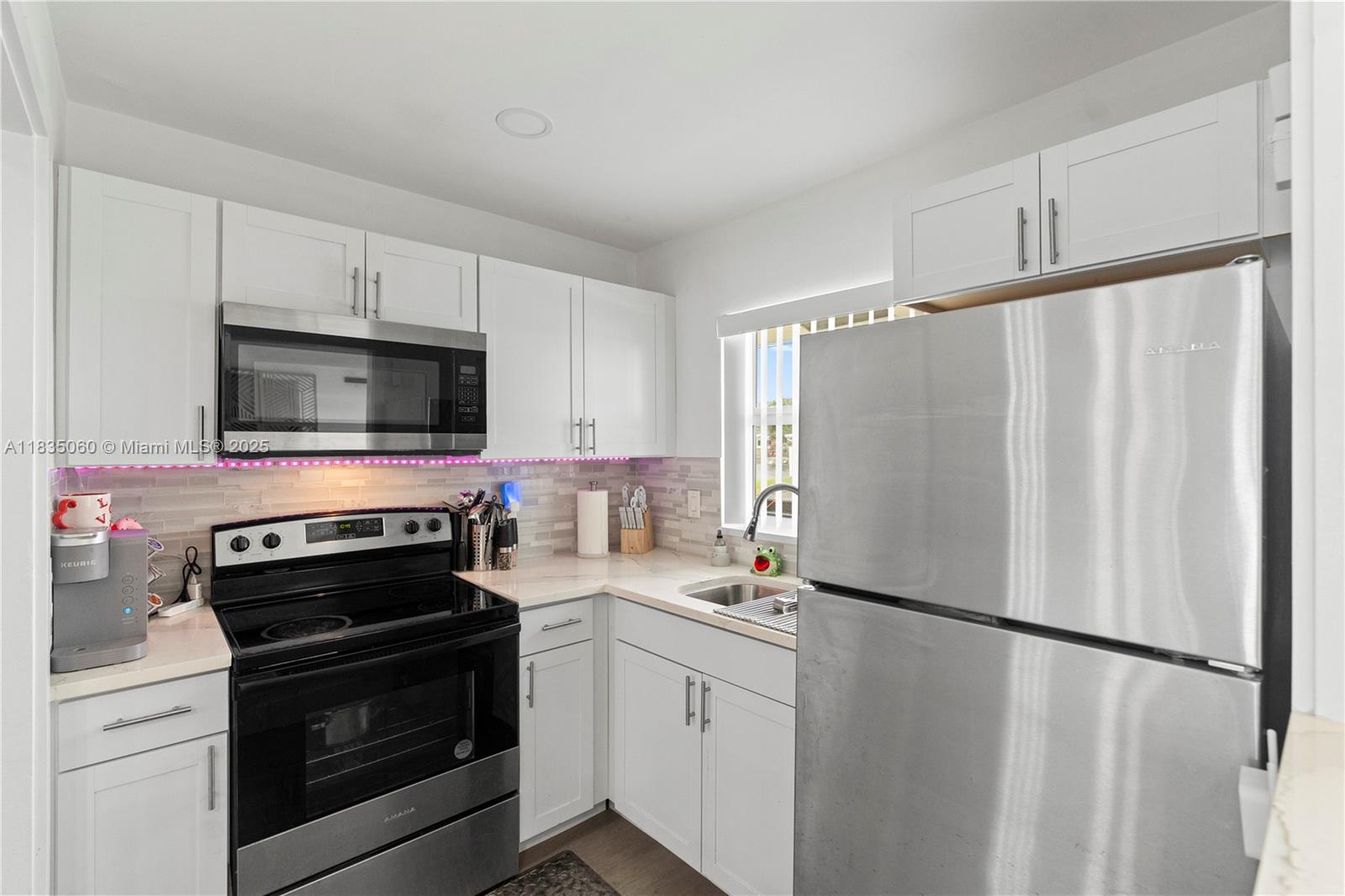 2418 NW 52nd St, Tamarac, Florida image 6