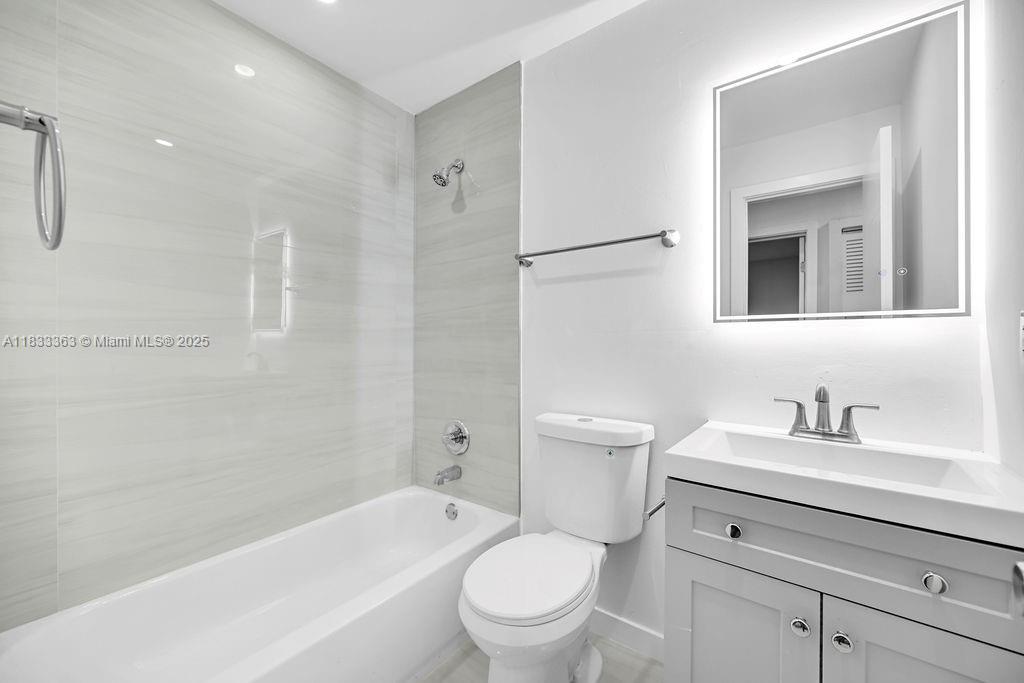 5201 Wiley St, Hollywood, Florida image 21