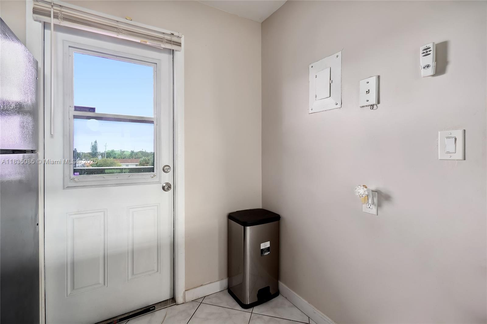 211 NE 8th Ave #407, Hallandale Beach, Florida image 19