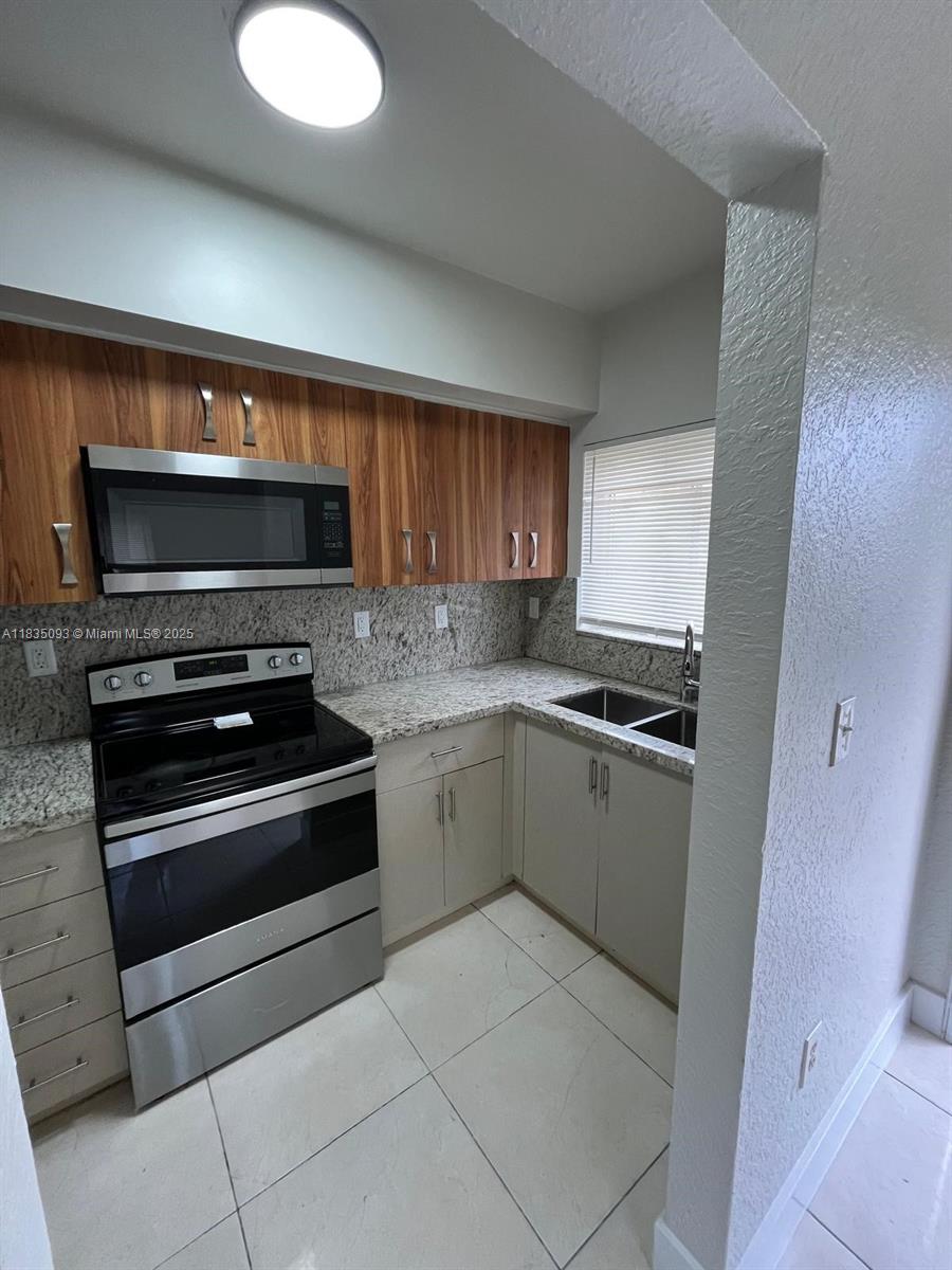 Property photo # 2
