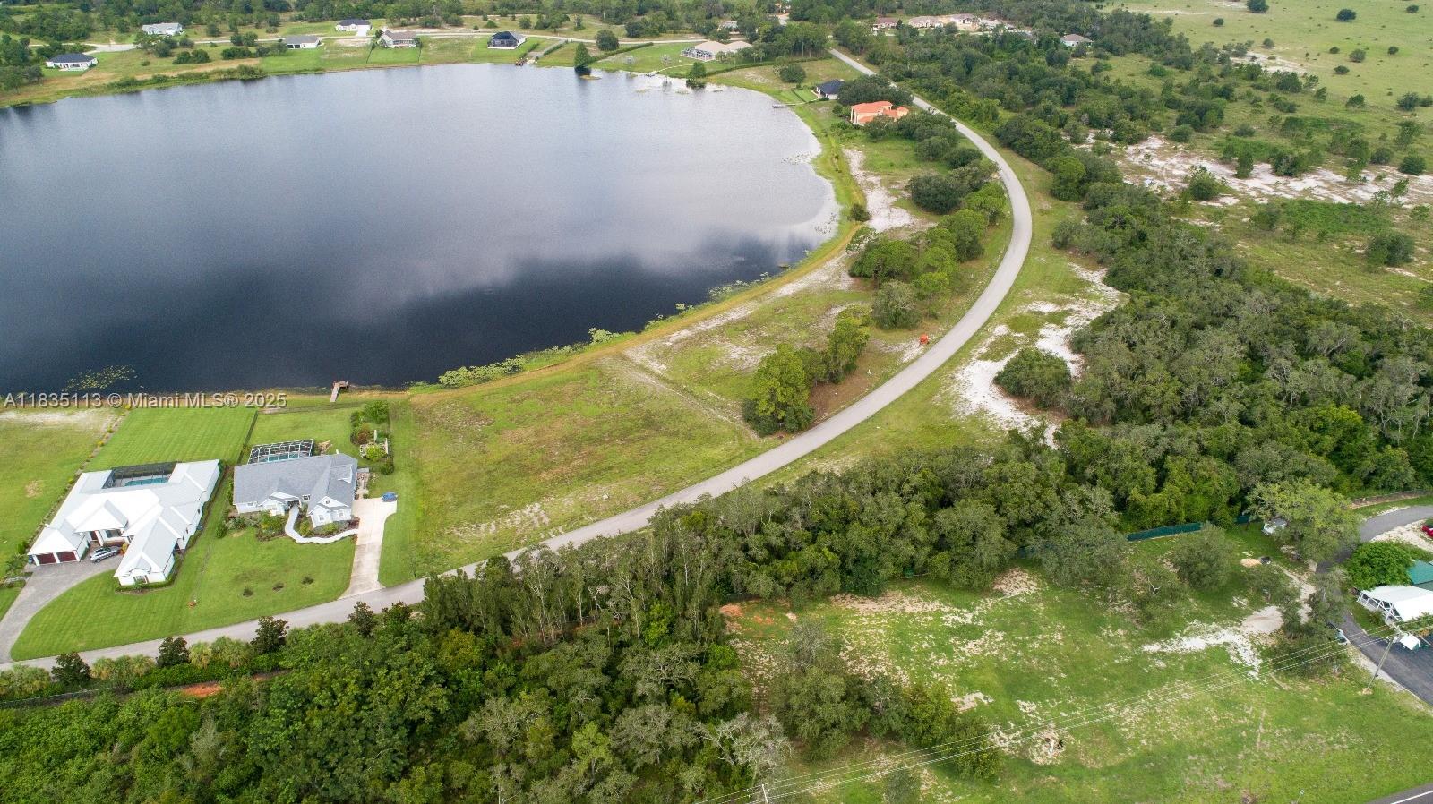 5036 Lake Regency Dr, Sebring, Florida image 2
