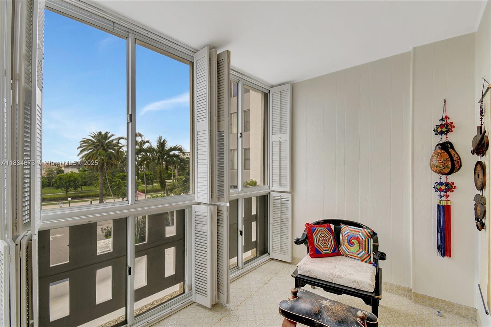4350 Hillcrest Dr #306, Hollywood, Florida image 13