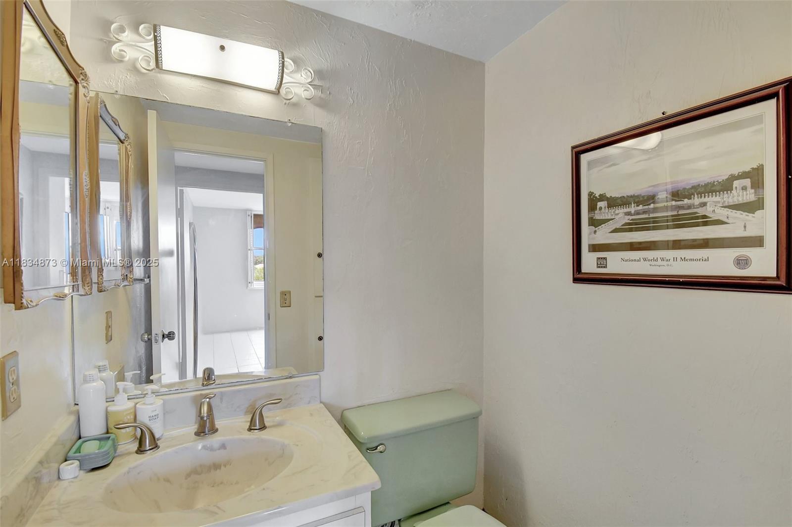 4350 Hillcrest Dr #306, Hollywood, Florida image 18