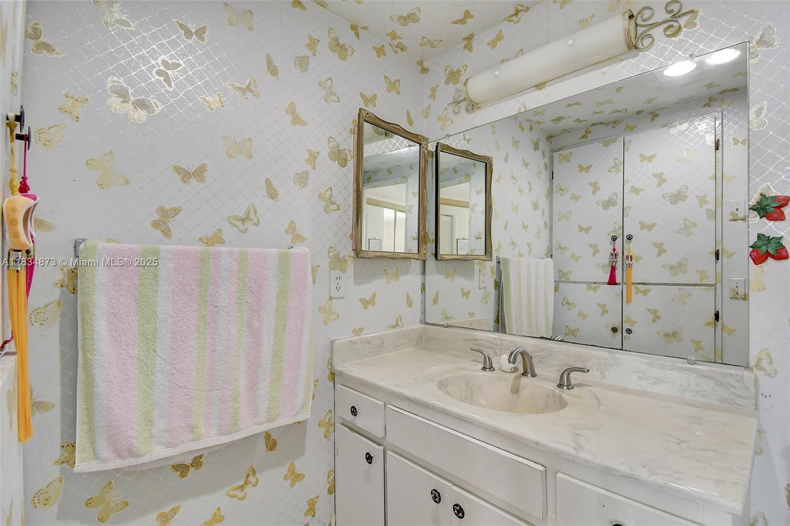 4350 Hillcrest Dr #306, Hollywood, Florida image 24