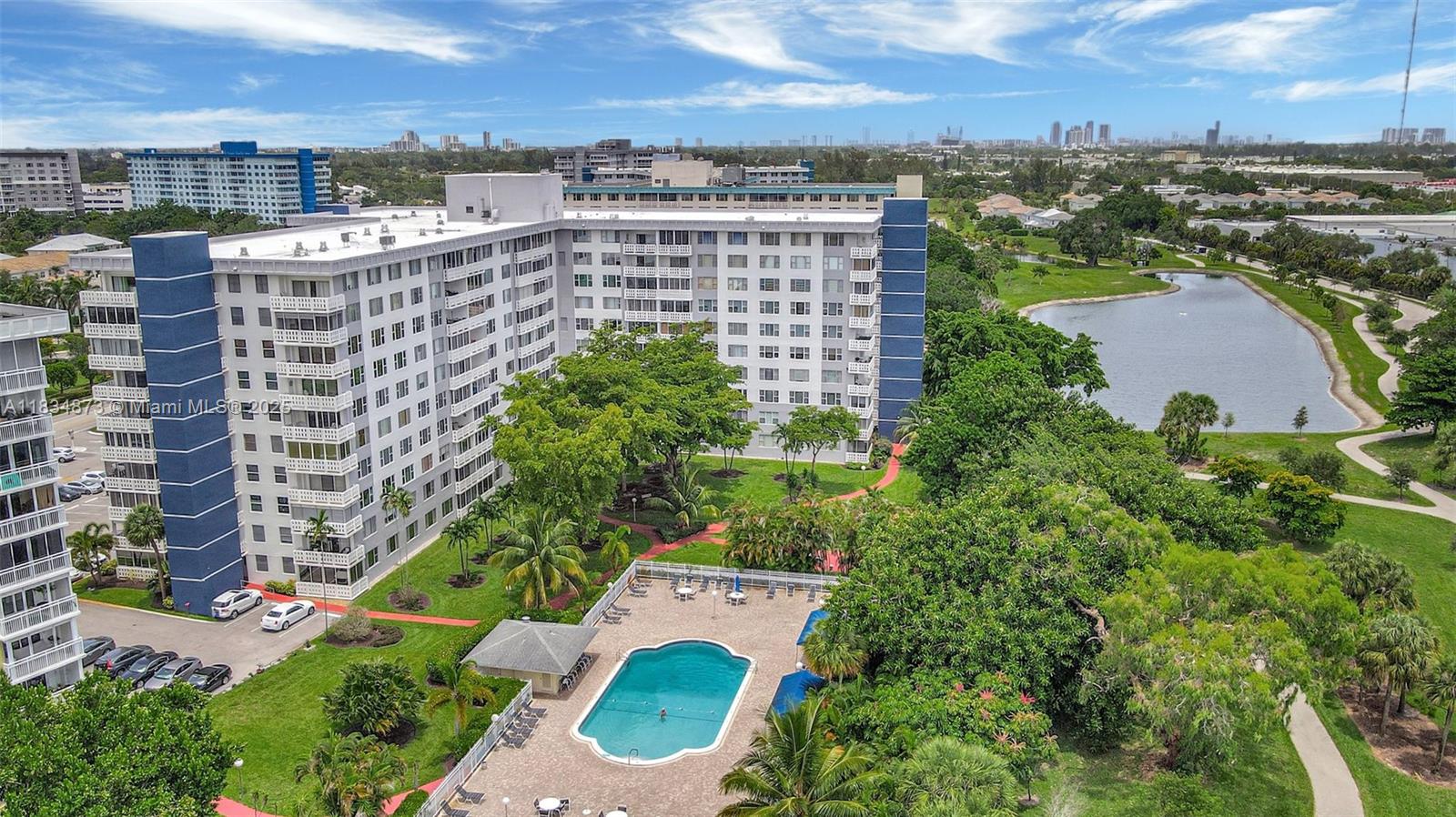 4350 Hillcrest Dr #306, Hollywood, Florida image 35