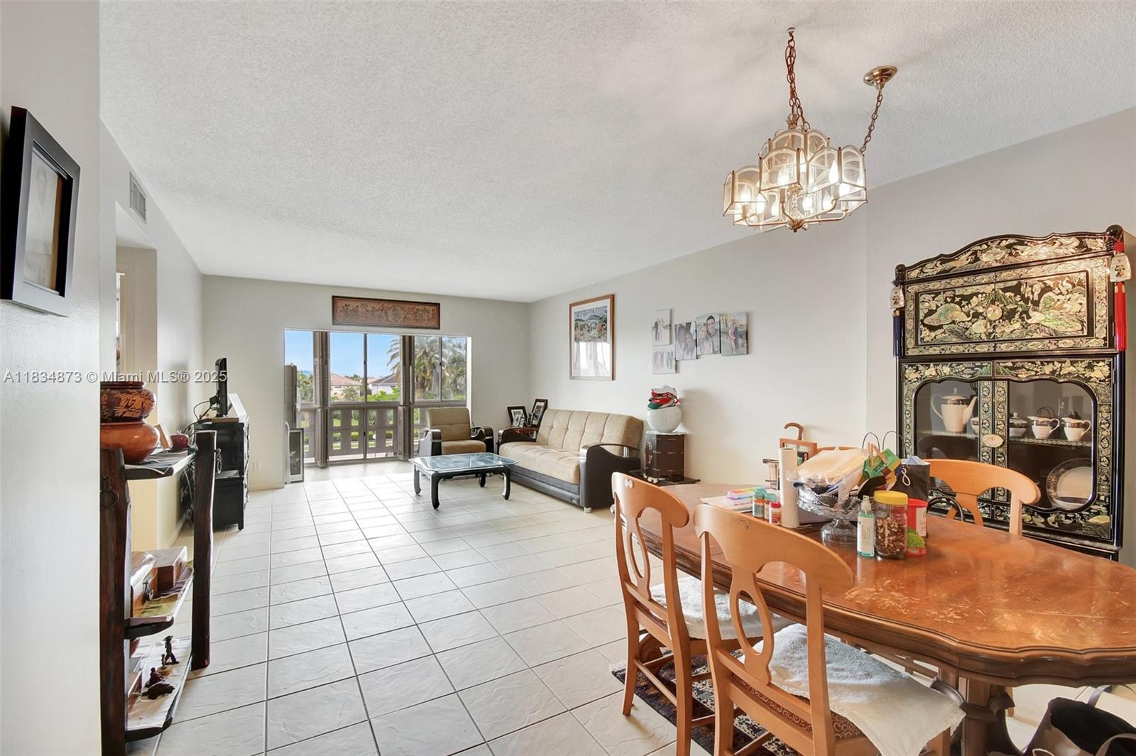 4350 Hillcrest Dr #306, Hollywood, Florida image 6