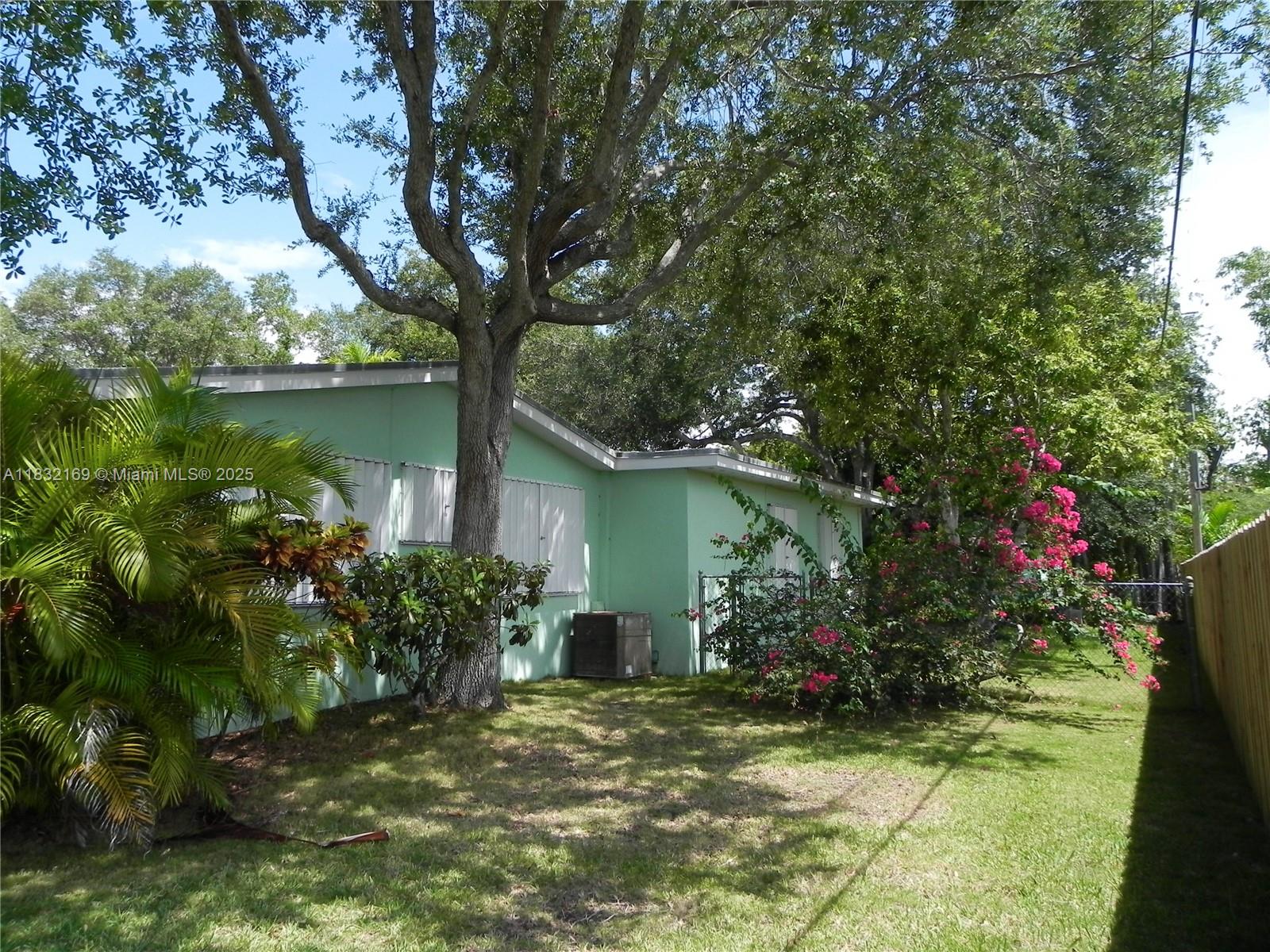 8225 SW 97th St, Miami, Florida image 5