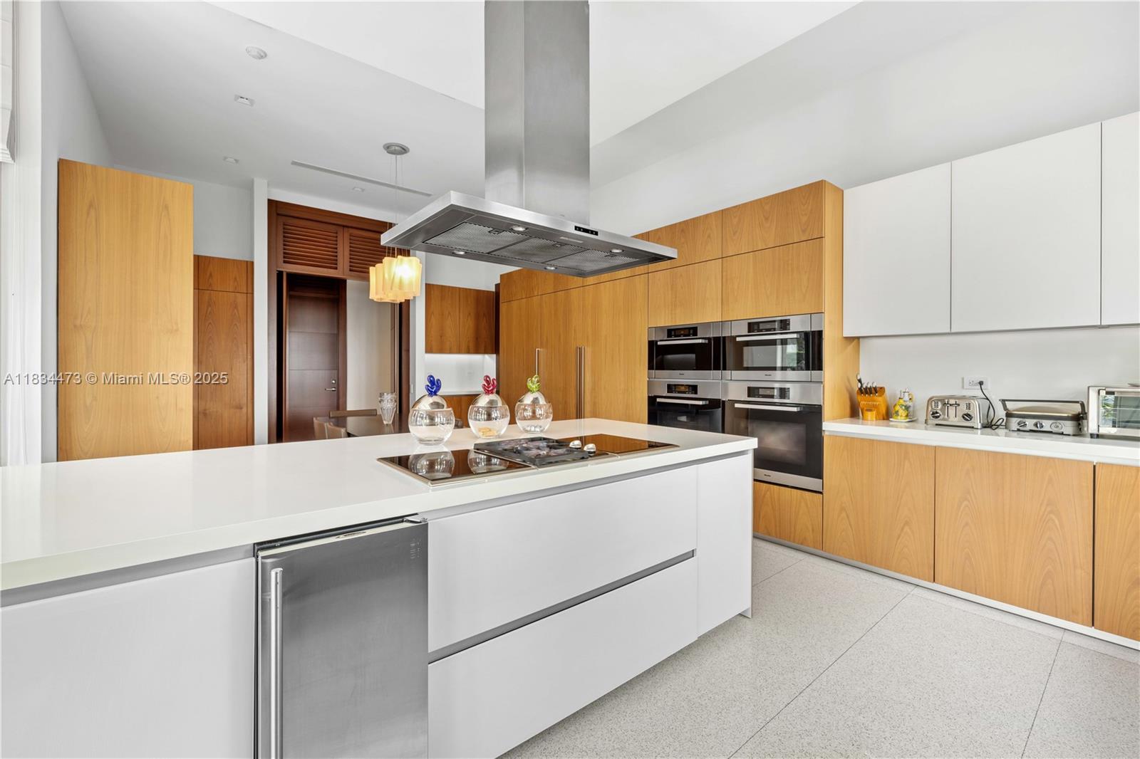 401 Arvida Pkwy, Coral Gables, Florida image 37