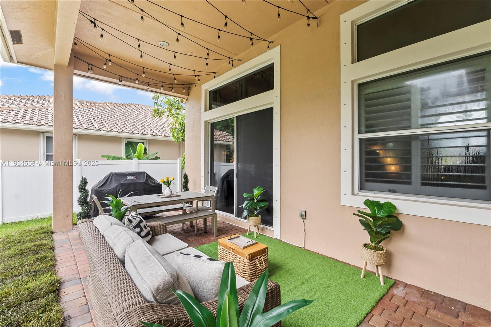 8346 SW 51st St, Davie, Florida image 35