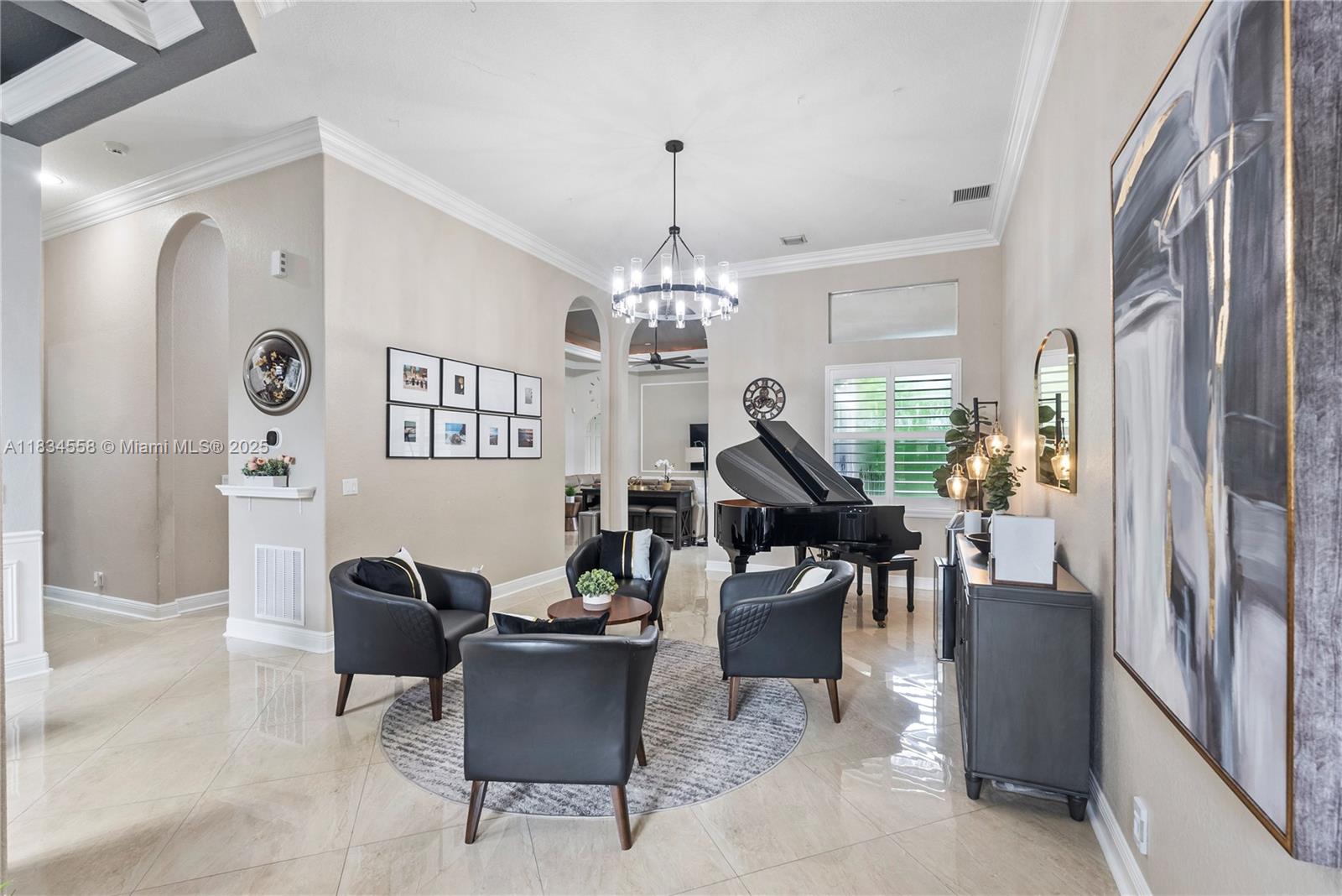 8346 SW 51st St, Davie, Florida image 4