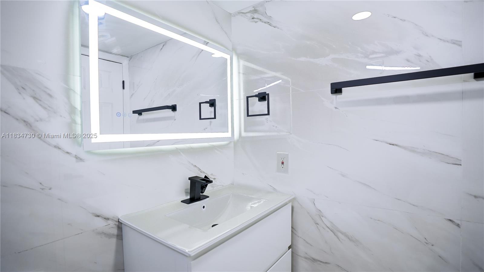 9601 Sunrise Lakes Blvd #311, Sunrise, Florida image 20