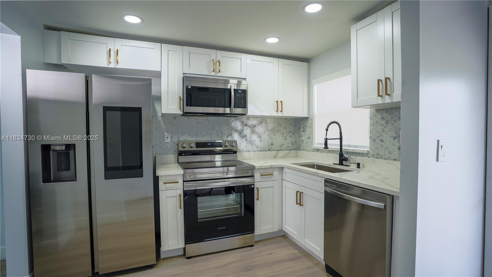 9601 Sunrise Lakes Blvd #311, Sunrise, Florida image 5