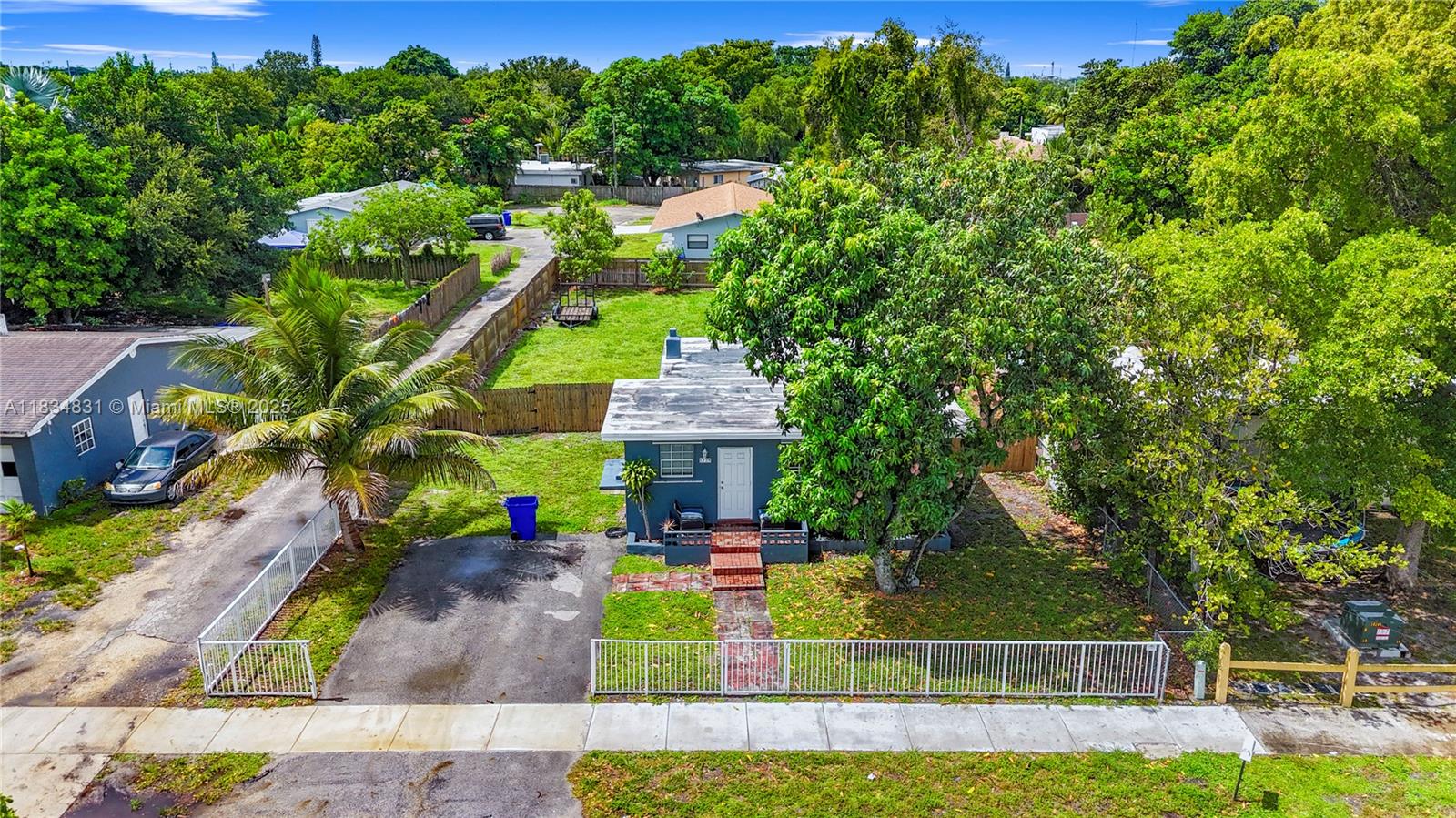 5734 Mckinley St, Hollywood, Florida image 11