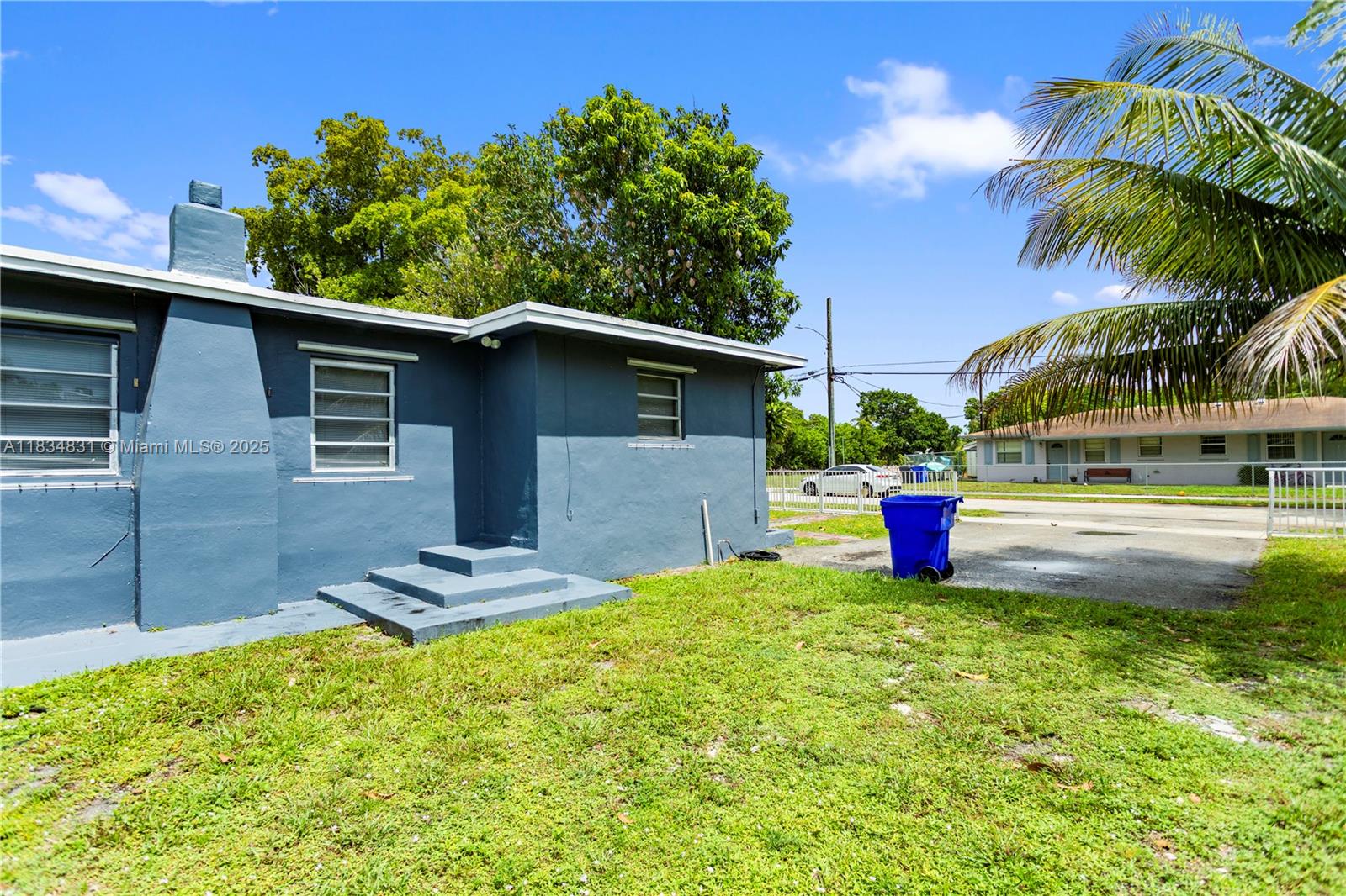5734 Mckinley St, Hollywood, Florida image 6