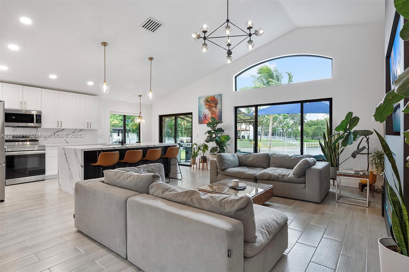 1165 NW 132nd Ave, Pembroke Pines, Florida image 16