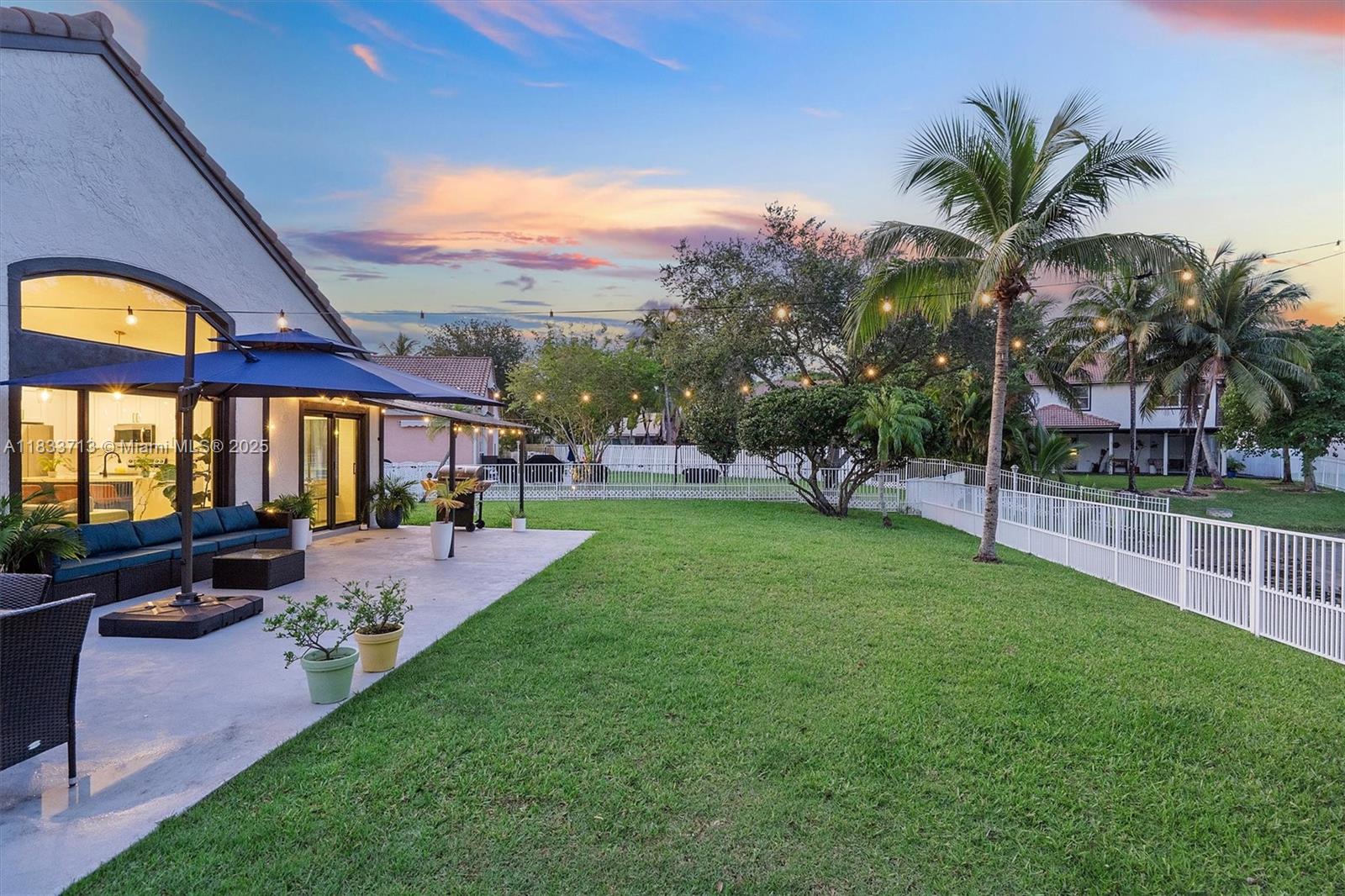 1165 NW 132nd Ave, Pembroke Pines, Florida image 33