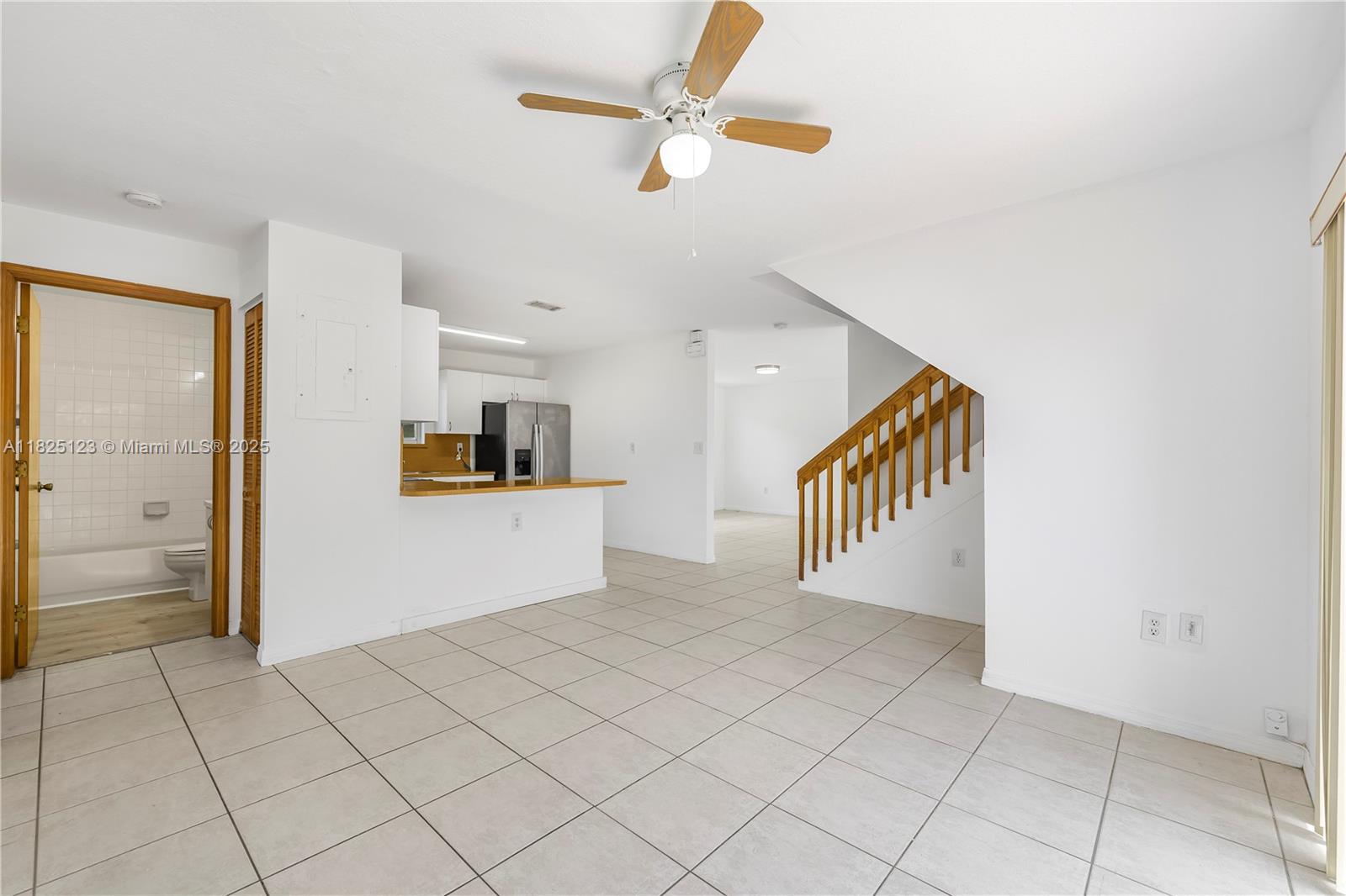 13723 SW 160th Ter, Miami, Florida image 12