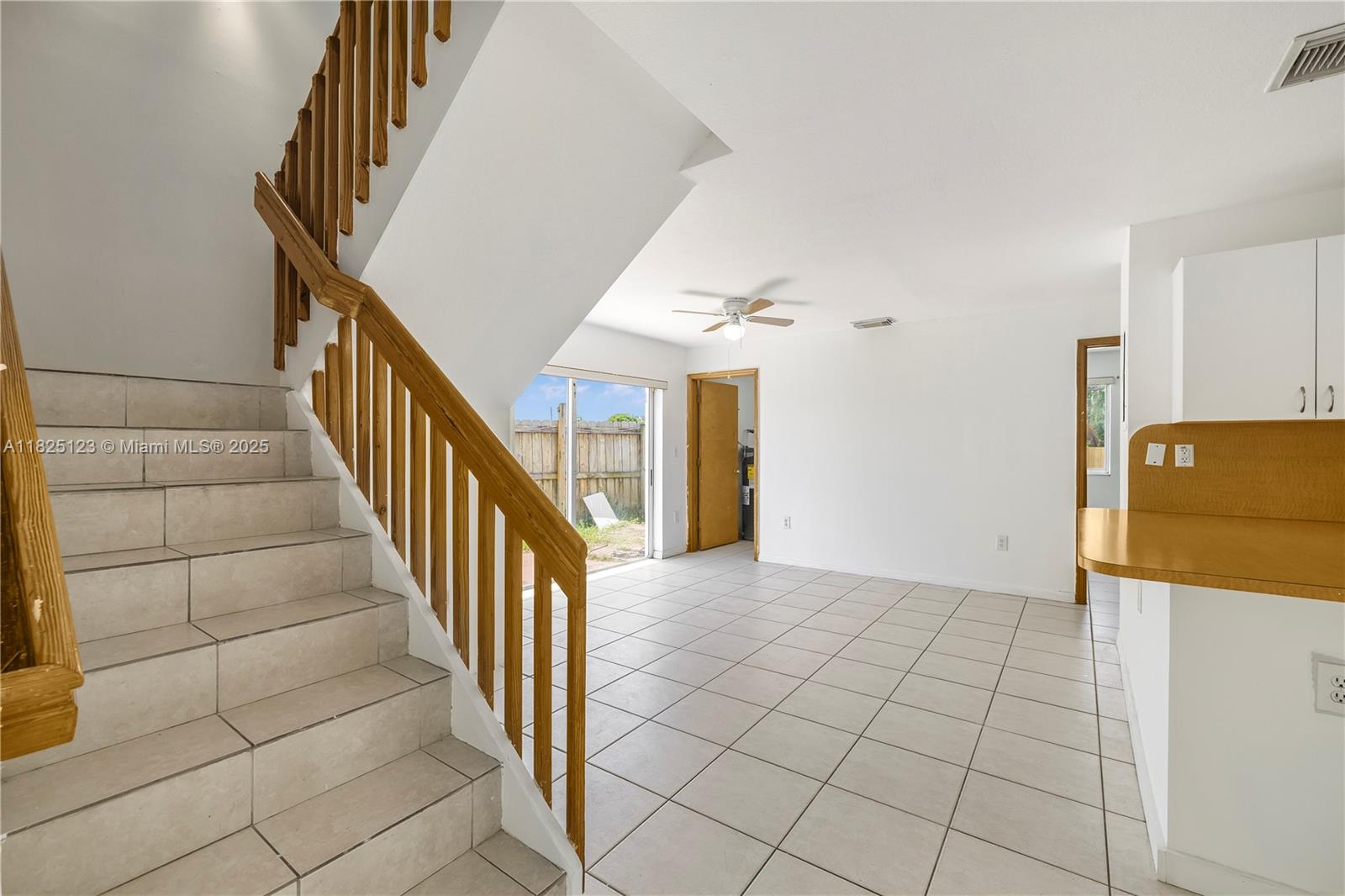 13723 SW 160th Ter, Miami, Florida image 6