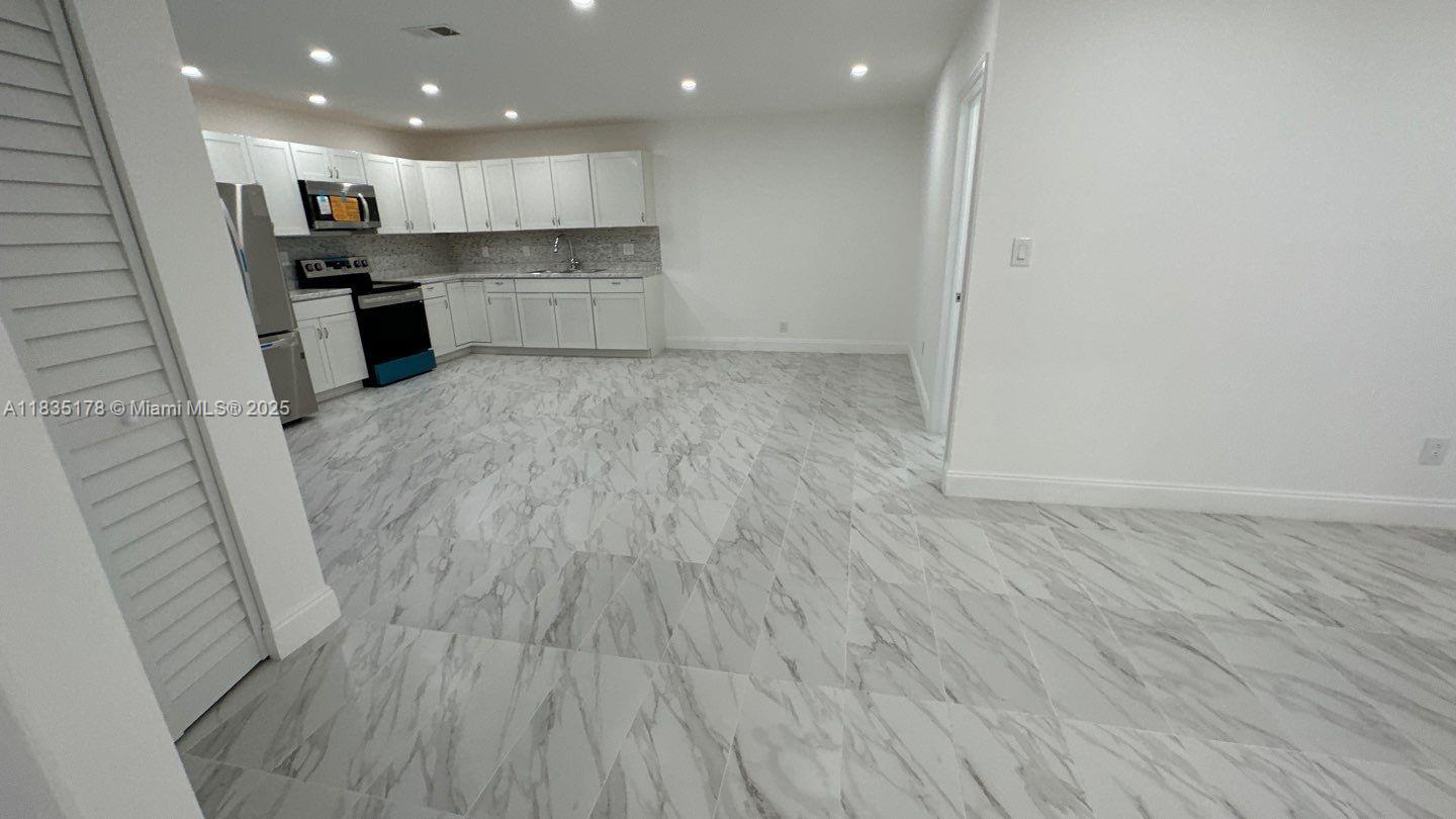 2251 NW 48th Ter #214, Lauderhill, Florida image 16