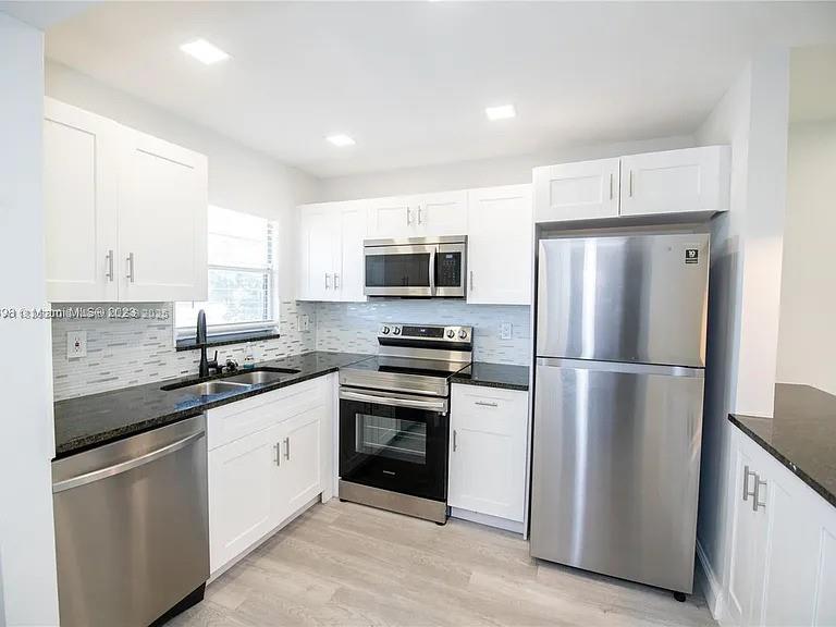 Property photo # 4