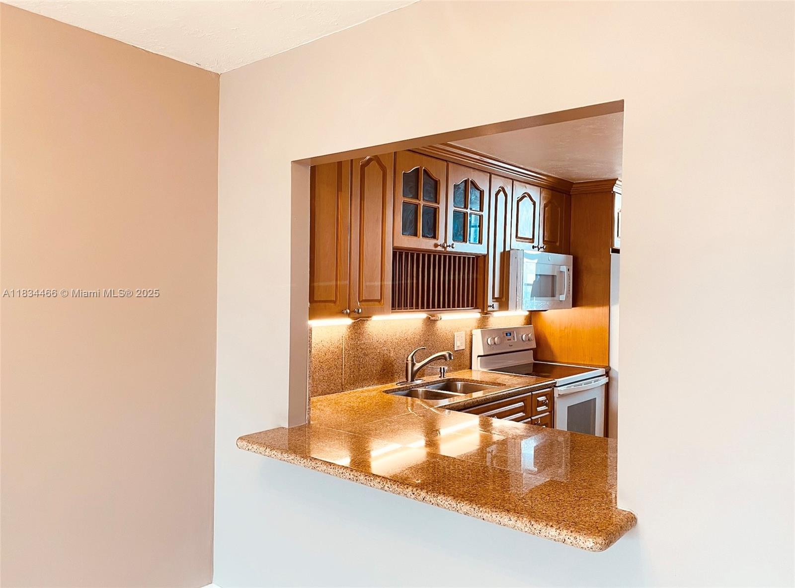 3545 NE 166th St #805, North Miami Beach, Florida image 11