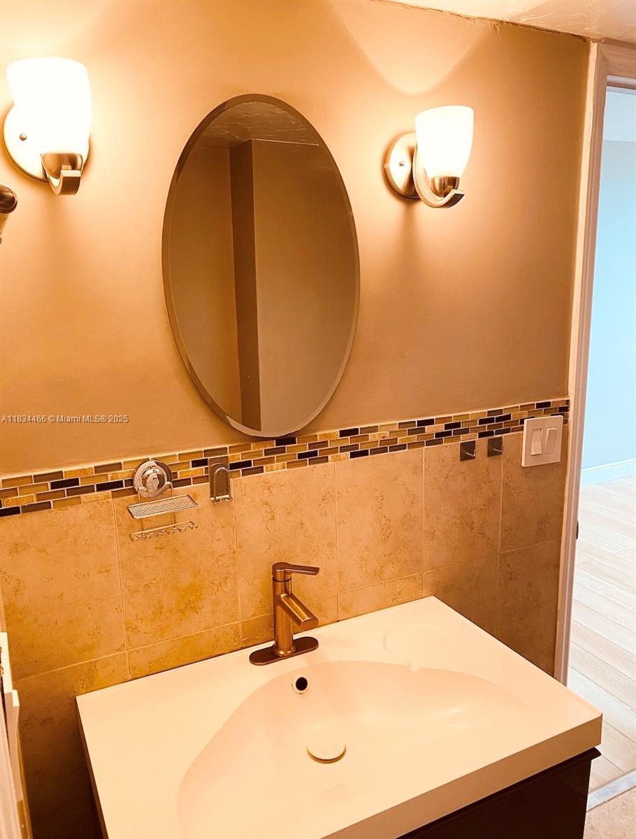 3545 NE 166th St #805, North Miami Beach, Florida image 20