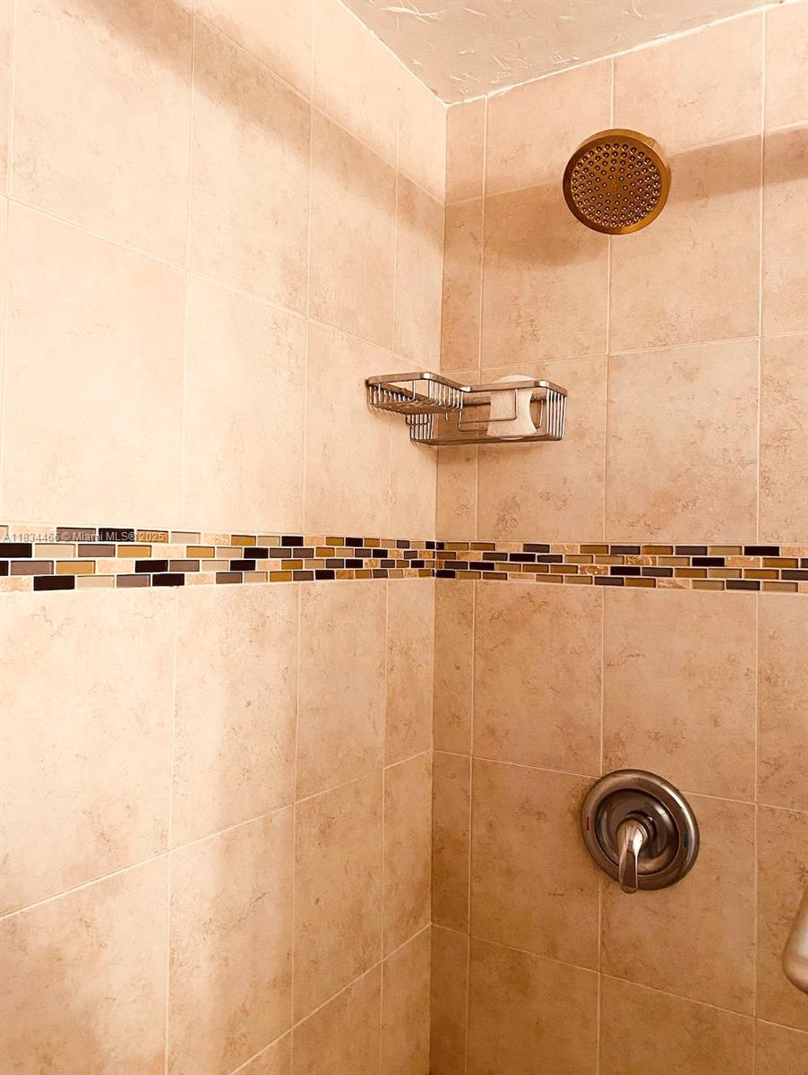 3545 NE 166th St #805, North Miami Beach, Florida image 28