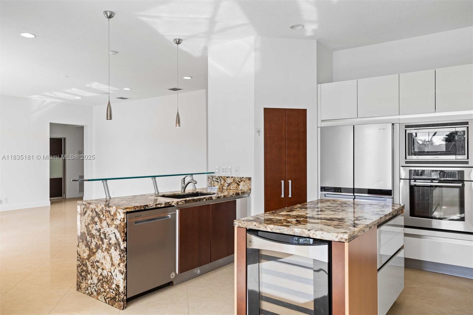 926 Marina Dr, Weston, Florida image 17