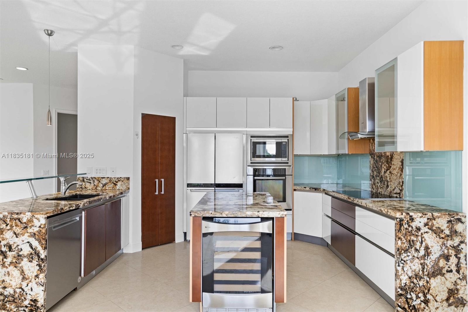 926 Marina Dr, Weston, Florida image 19