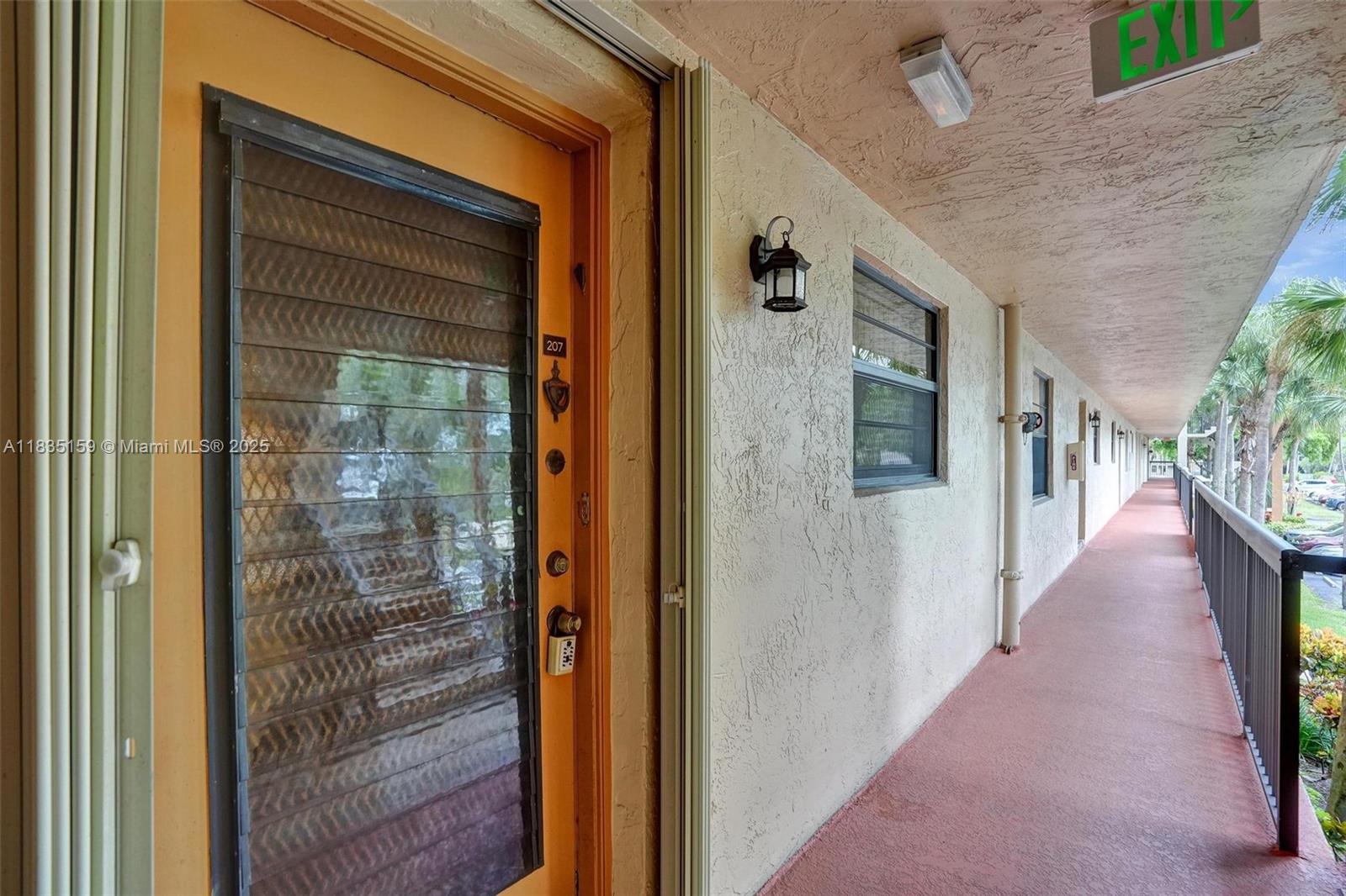 4965 E Sabal Palm Blvd #207, Tamarac, Florida image 13