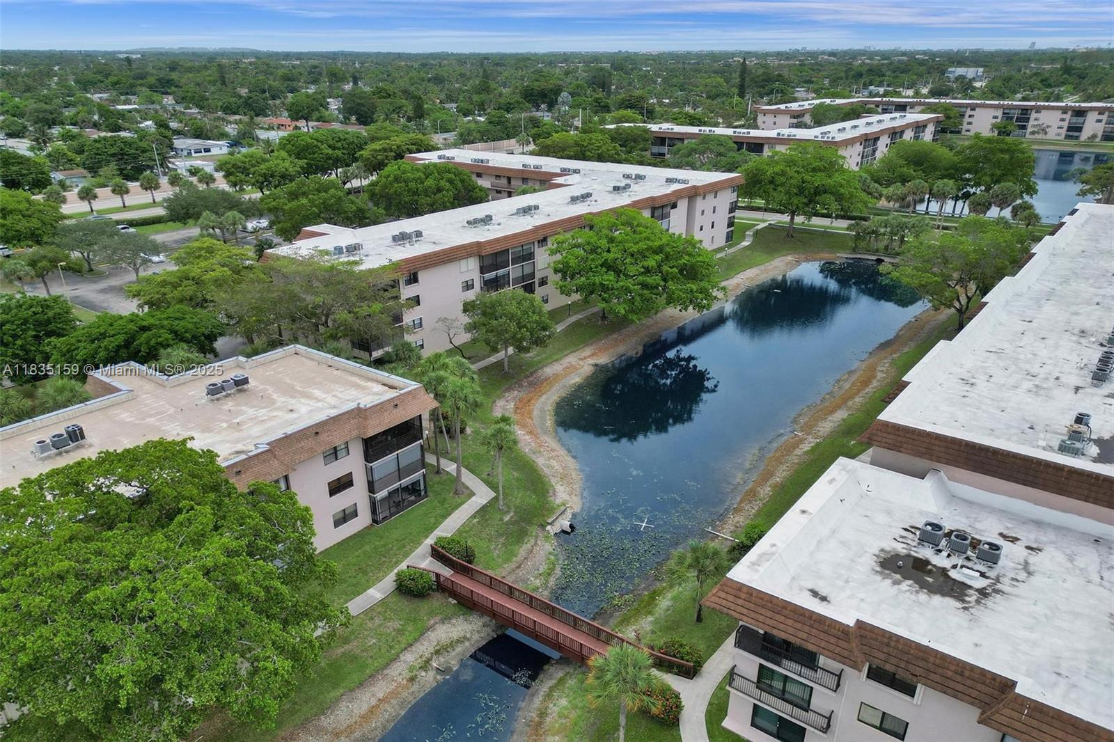 4965 E Sabal Palm Blvd #207, Tamarac, Florida image 44