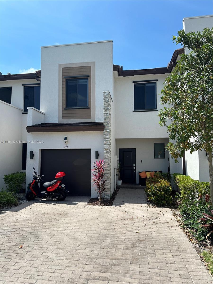 Property photo # 0
