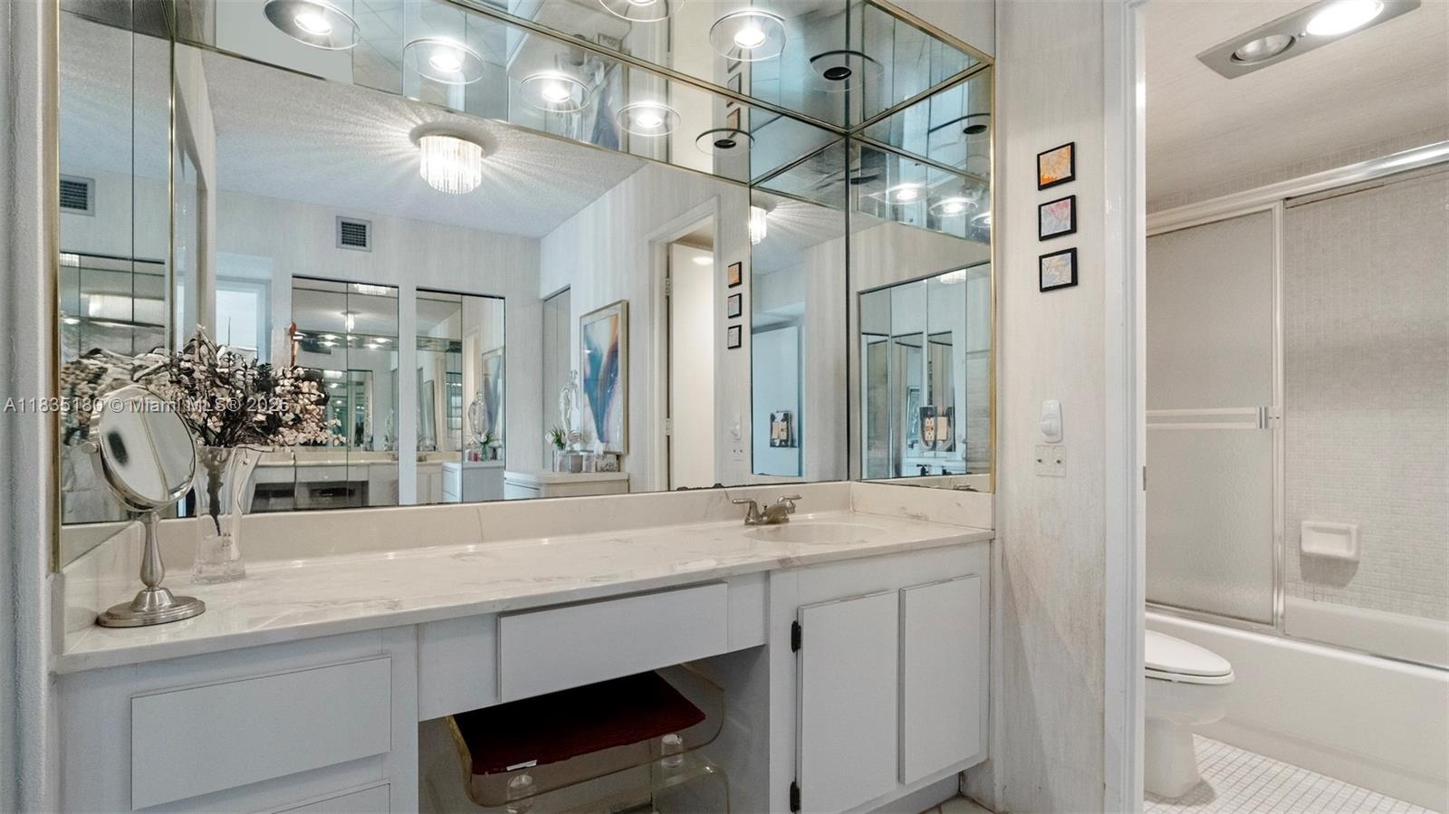 3701 N Country Club Dr #606, Aventura, Florida image 14