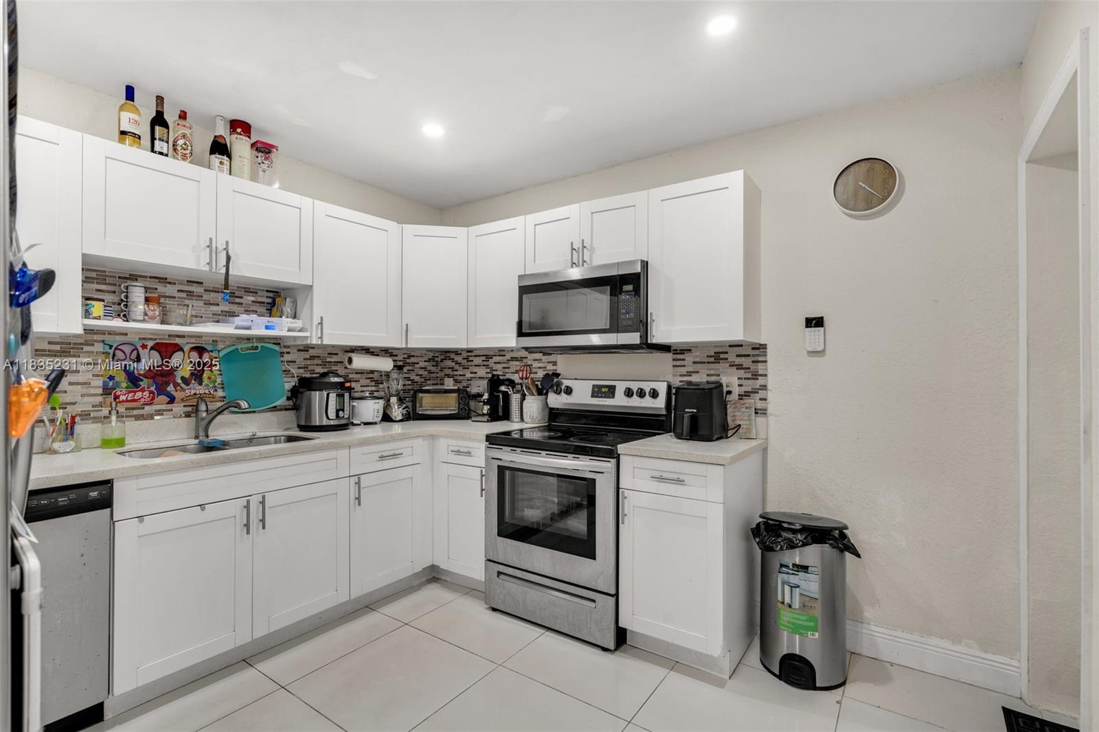 114 Marion Rd, West Park, Florida image 7
